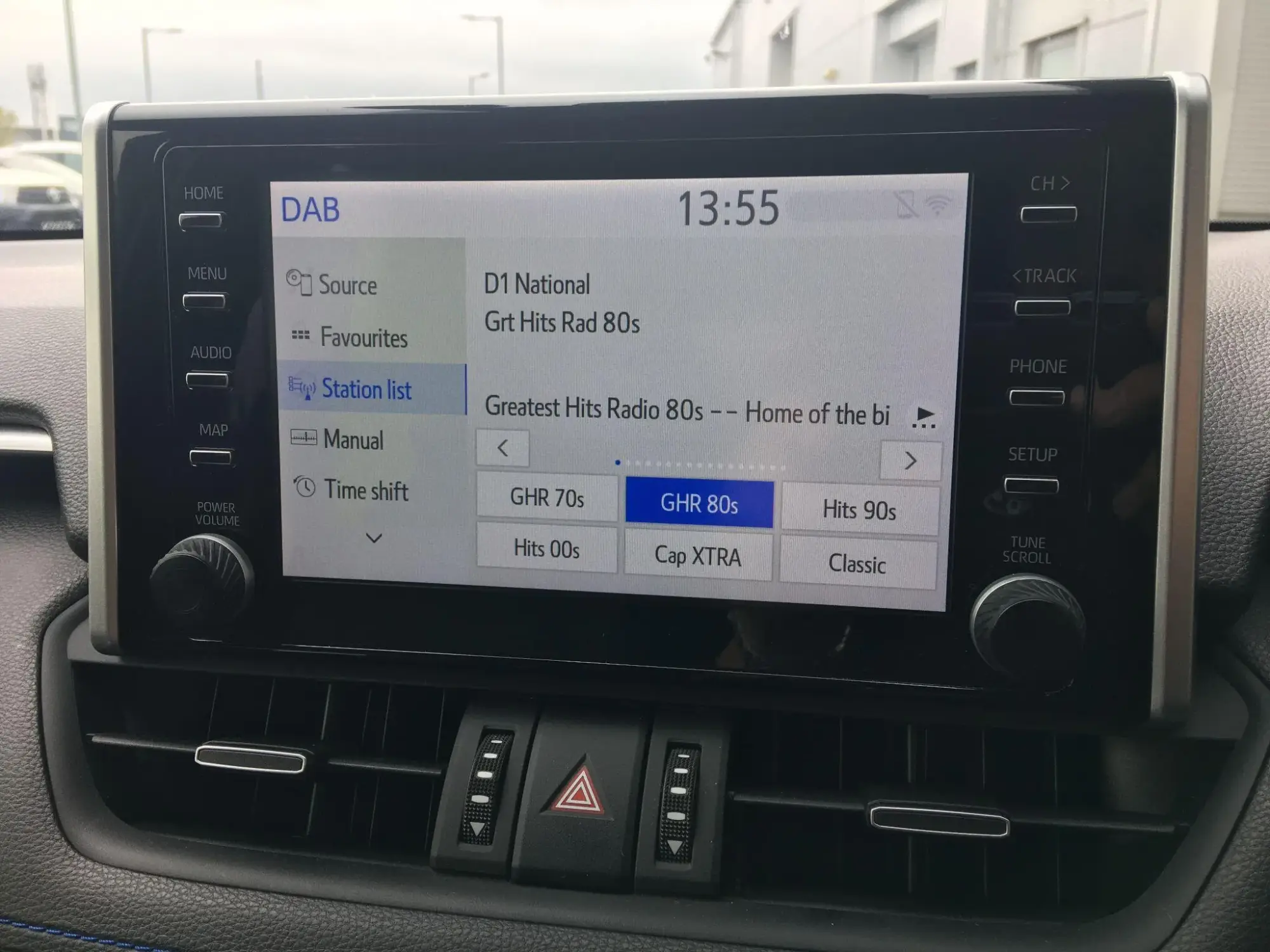 Toyota RAV4 Image 22