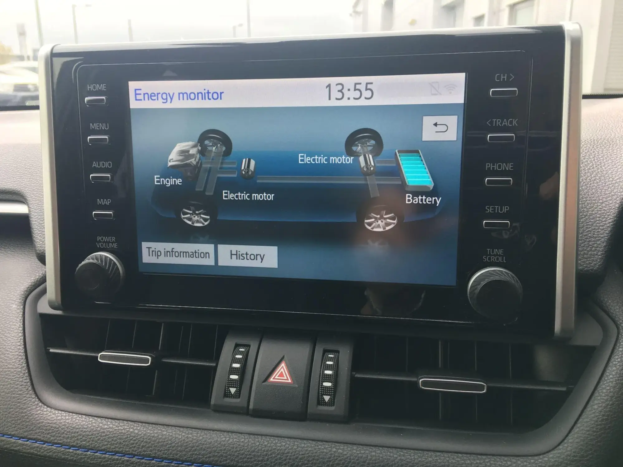 Toyota RAV4 Image 23