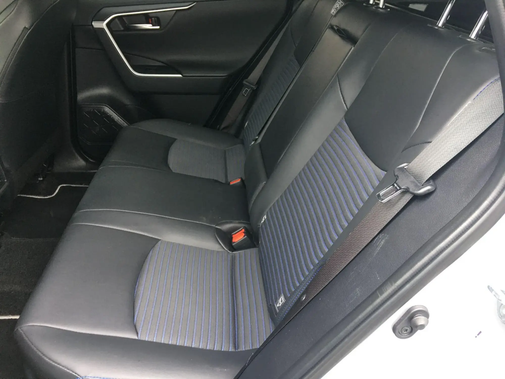Toyota RAV4 Image 26