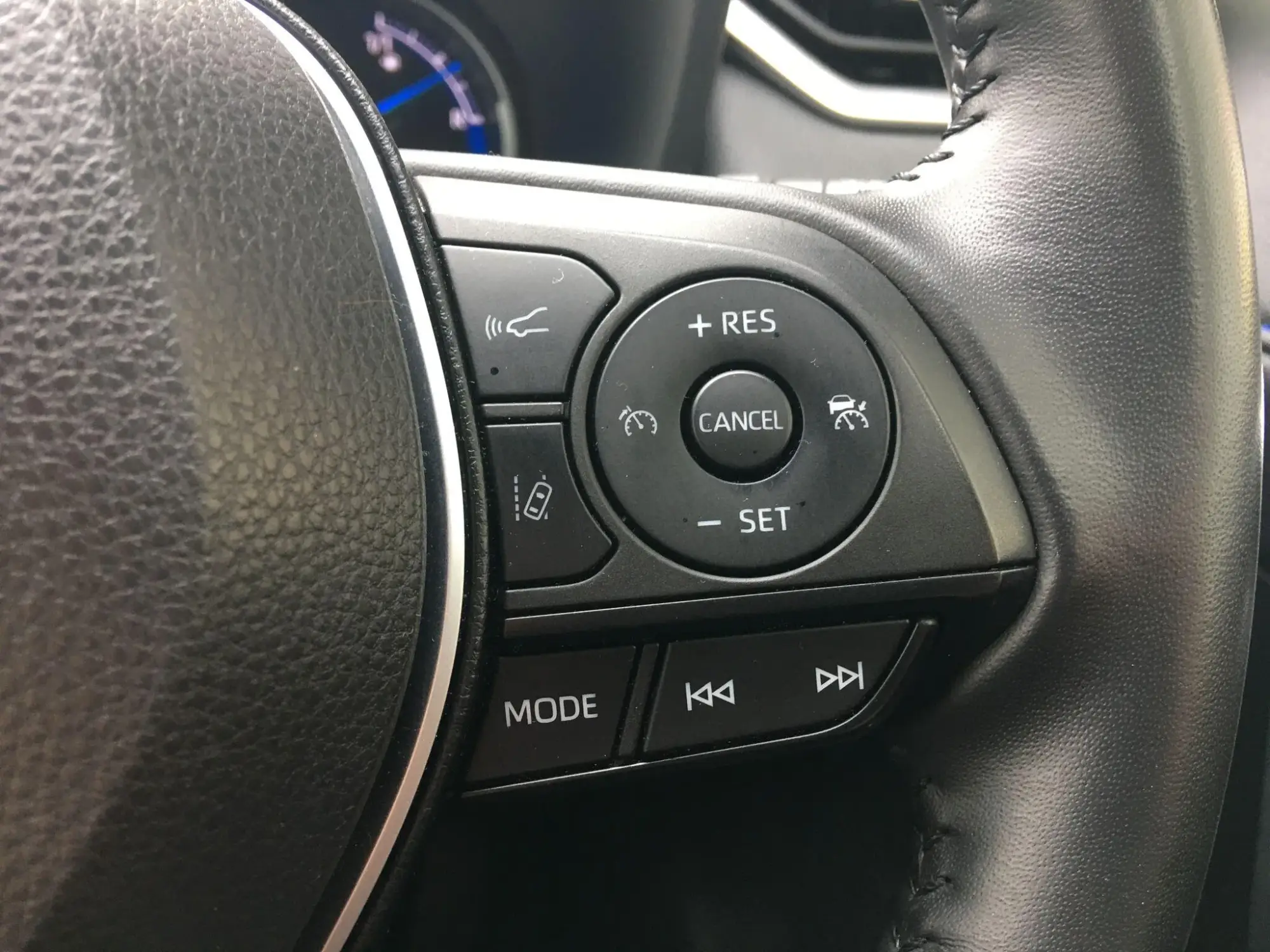 Toyota RAV4 Image 37