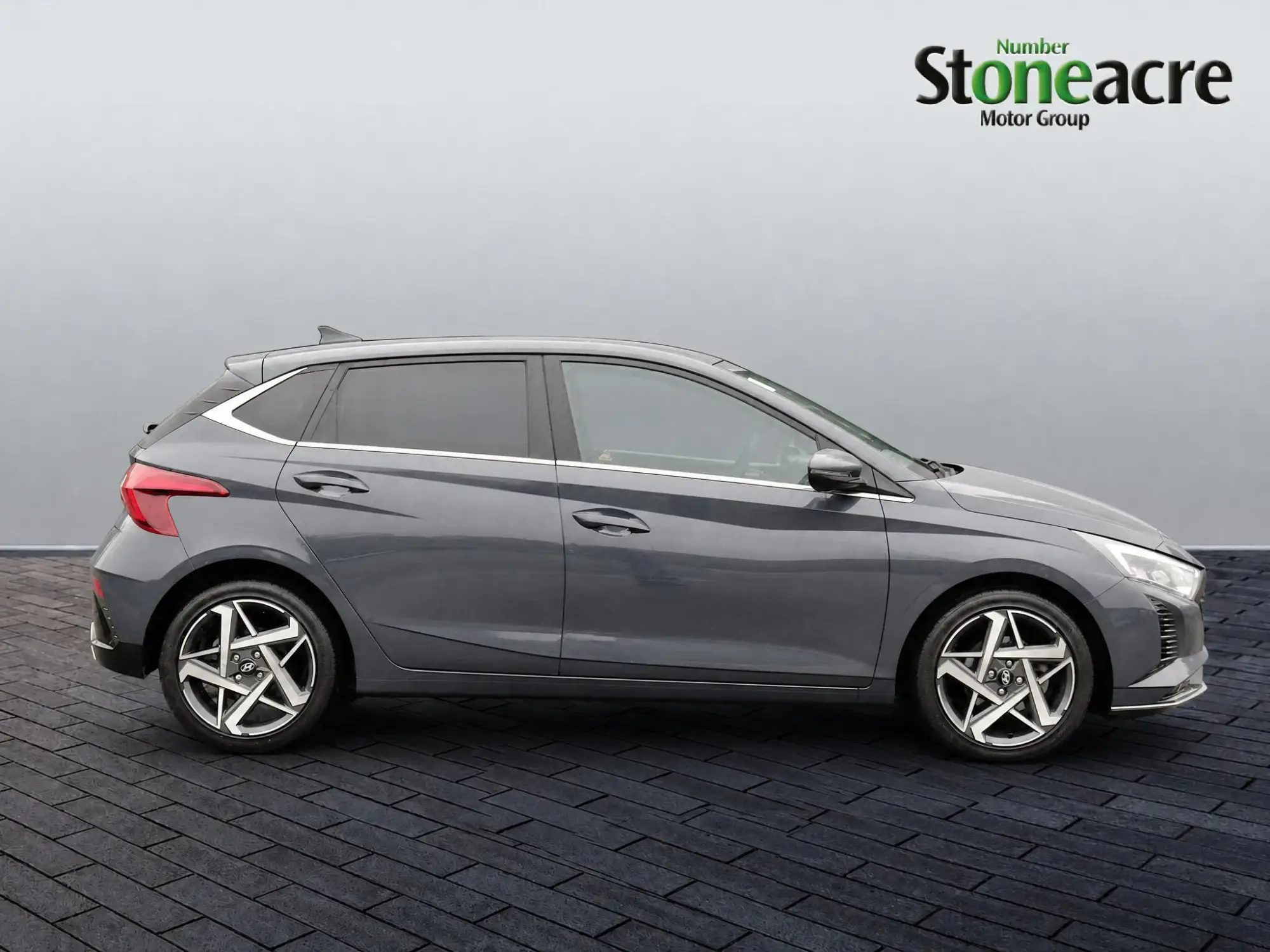 Hyundai i20 Image 2