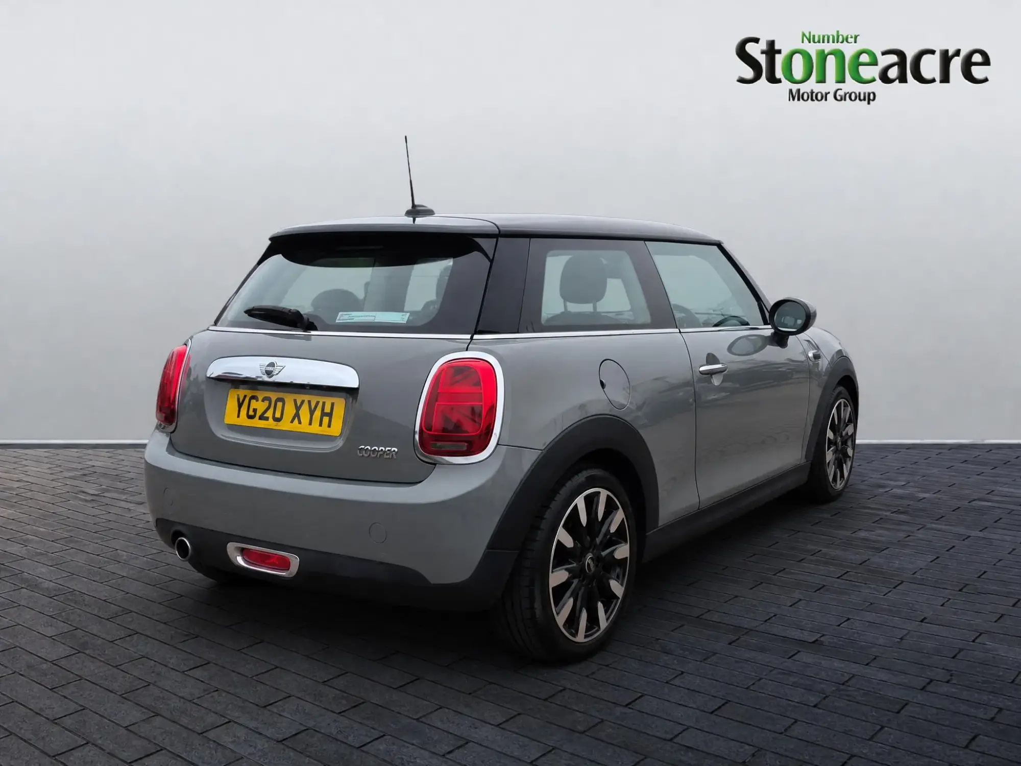 MINI Hatch Image 8