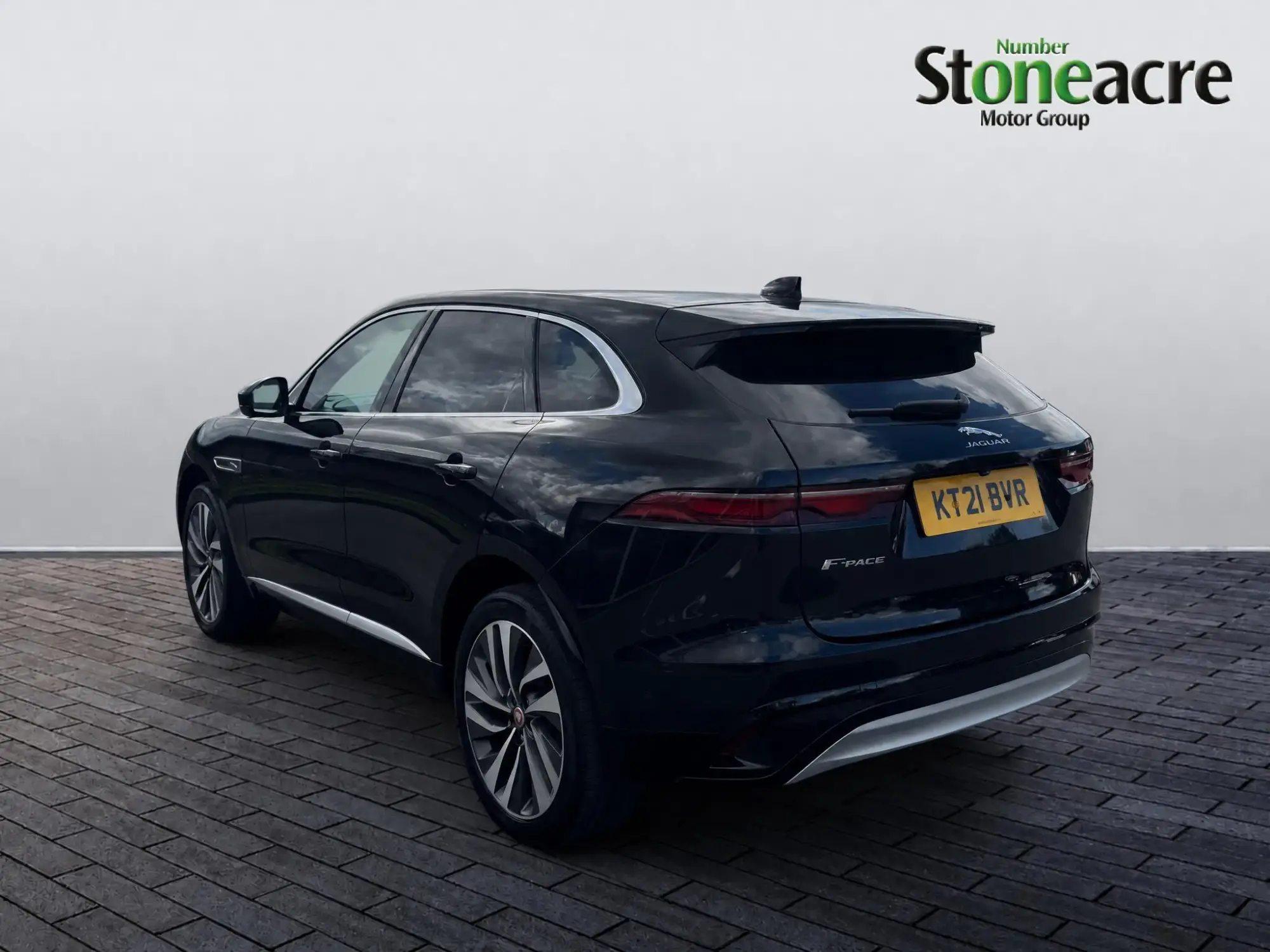 Jaguar F-Pace Image 4 Jaguar F-Pace Image 4