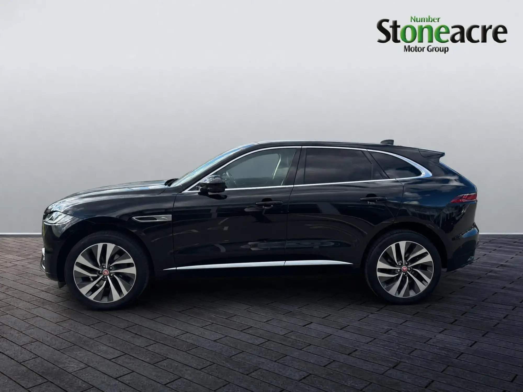 Jaguar F-Pace Image 5 Jaguar F-Pace Image 5