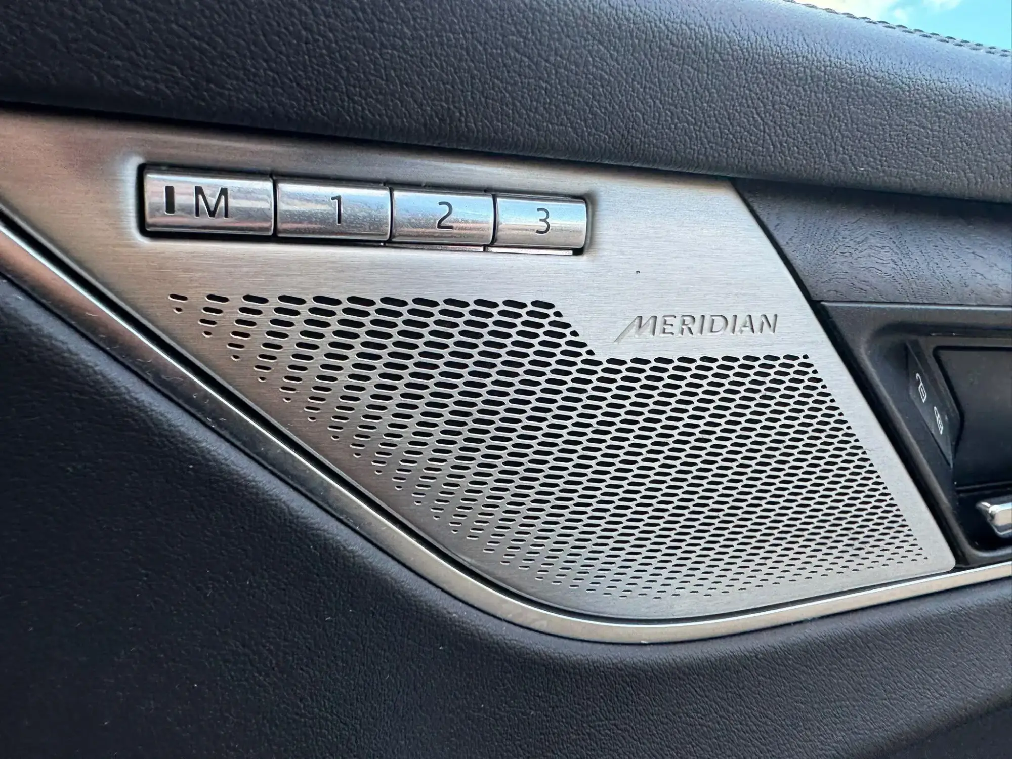Jaguar F-Pace Image 15 Jaguar F-Pace Image 15