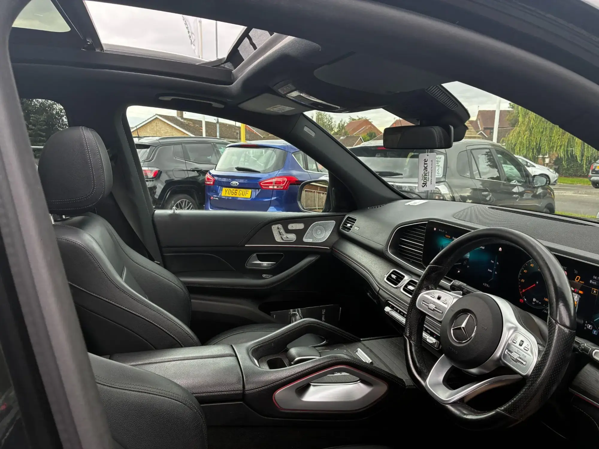 Mercedes-Benz GLE Image 24 Mercedes-Benz GLE Image 24
