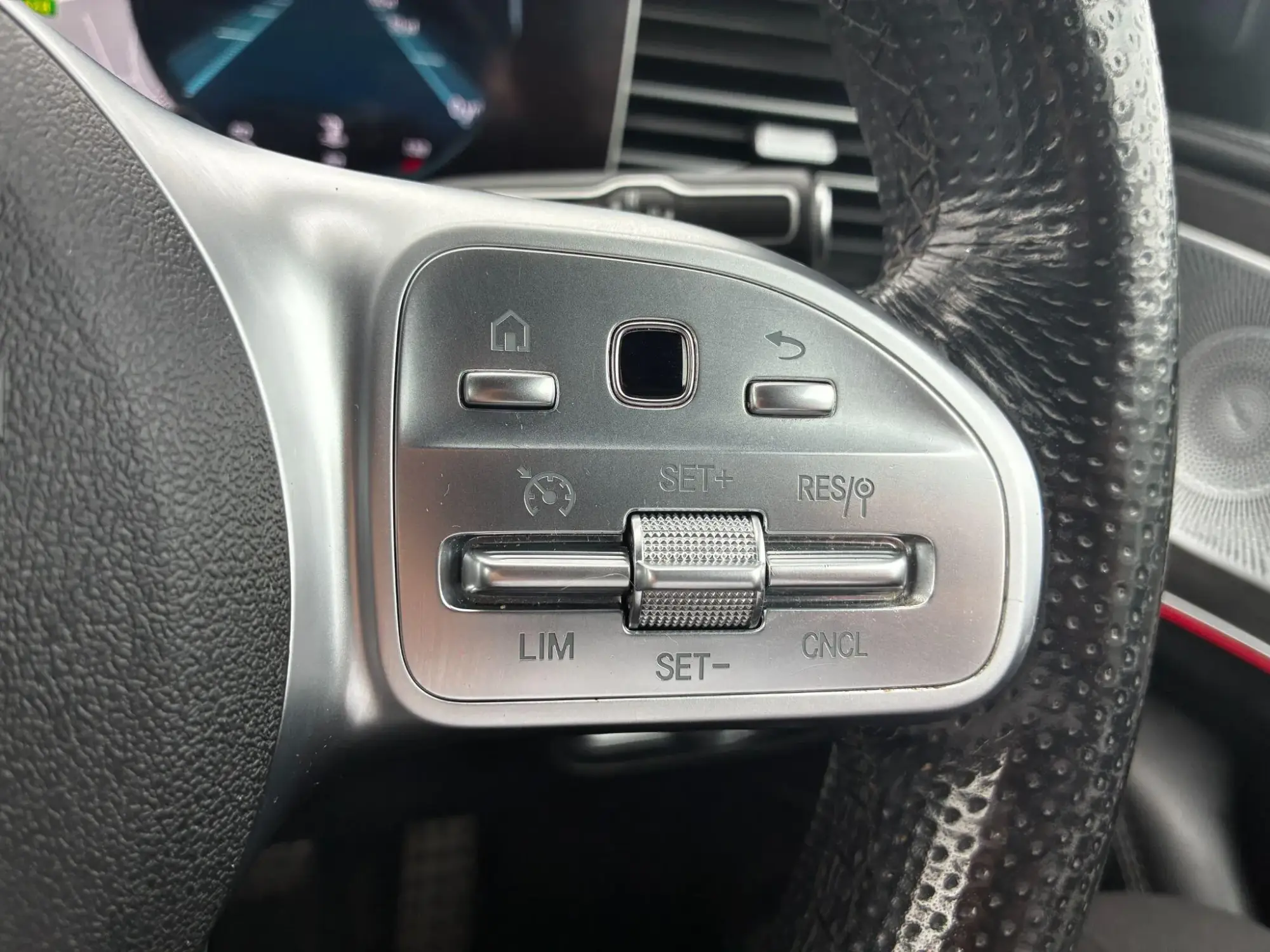 Mercedes-Benz GLE Image 12 Mercedes-Benz GLE Image 12