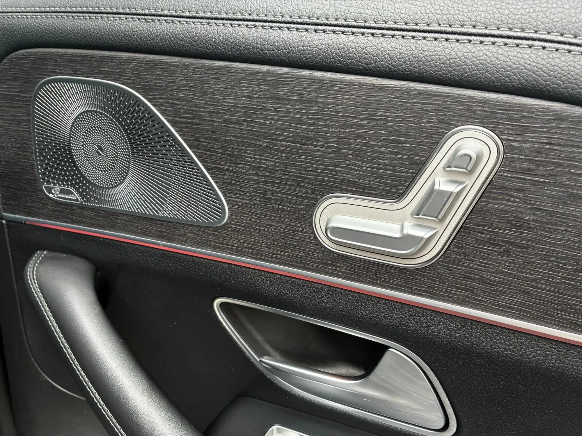 Mercedes-Benz GLE Image 33 Mercedes-Benz GLE Image 33
