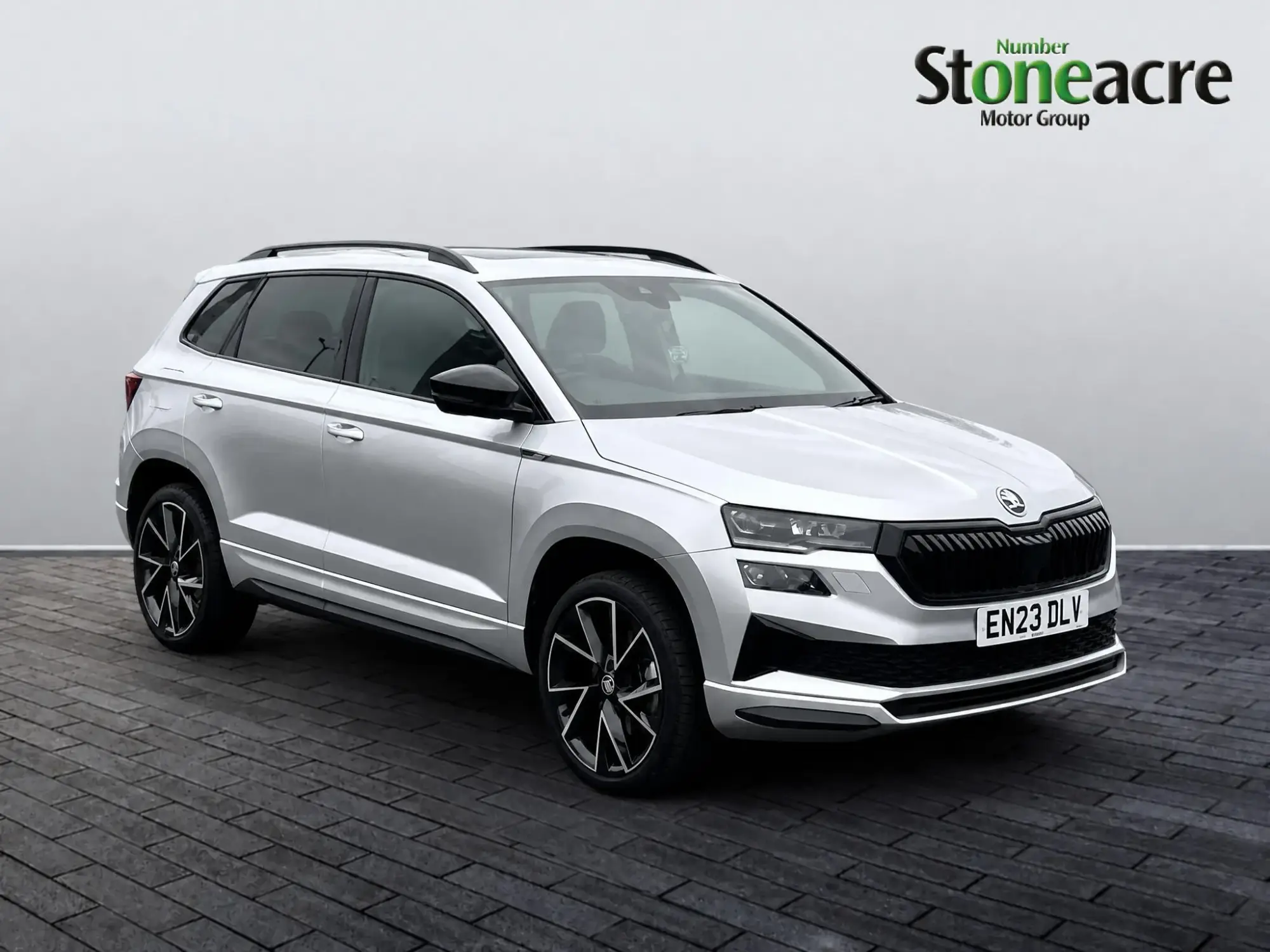 Skoda Karoq 1.5 TSI ACT SportLine DSG Euro 6 (s/s) 5dr EN23DLV Image 1 Skoda Karoq 1.5 TSI ACT SportLine DSG Euro 6 (s/s) 5dr EN23DLV Image 1