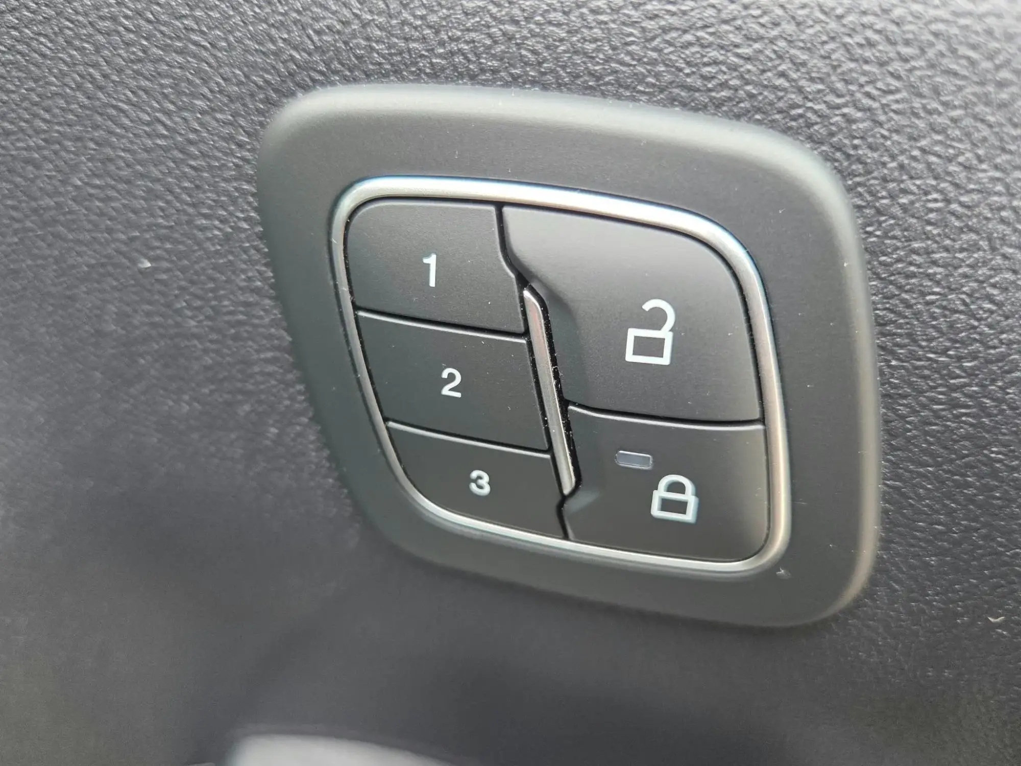 Ford Kuga Hybrid Image 19 Ford Kuga Hybrid Image 19
