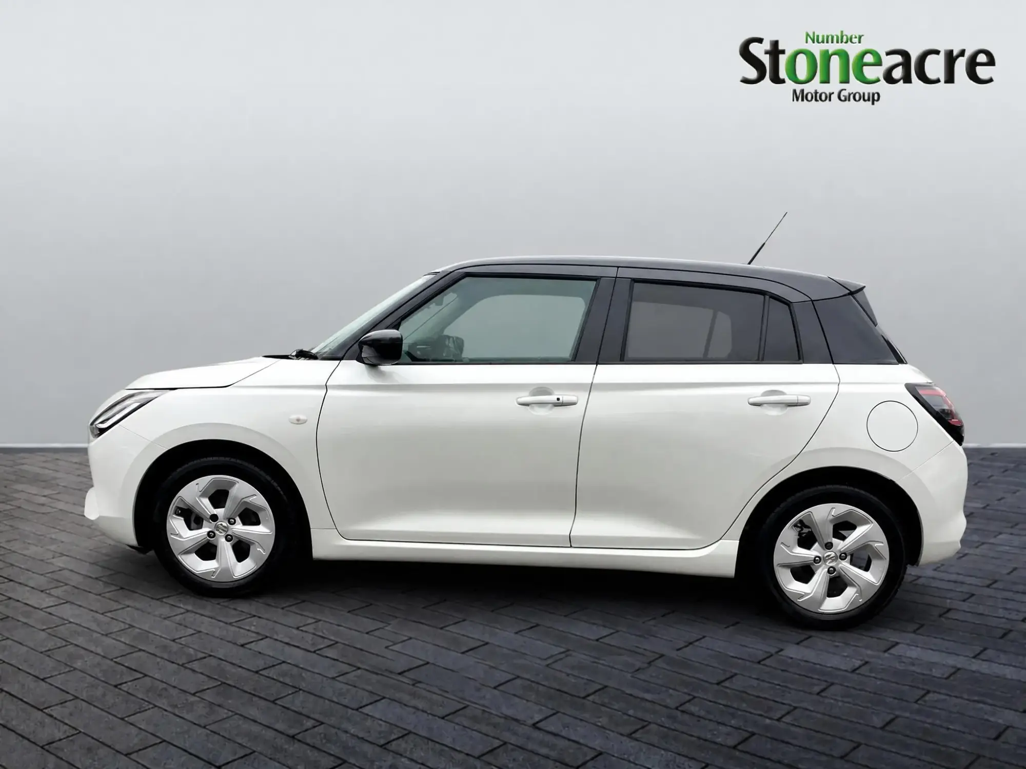 Suzuki Swift Image 7