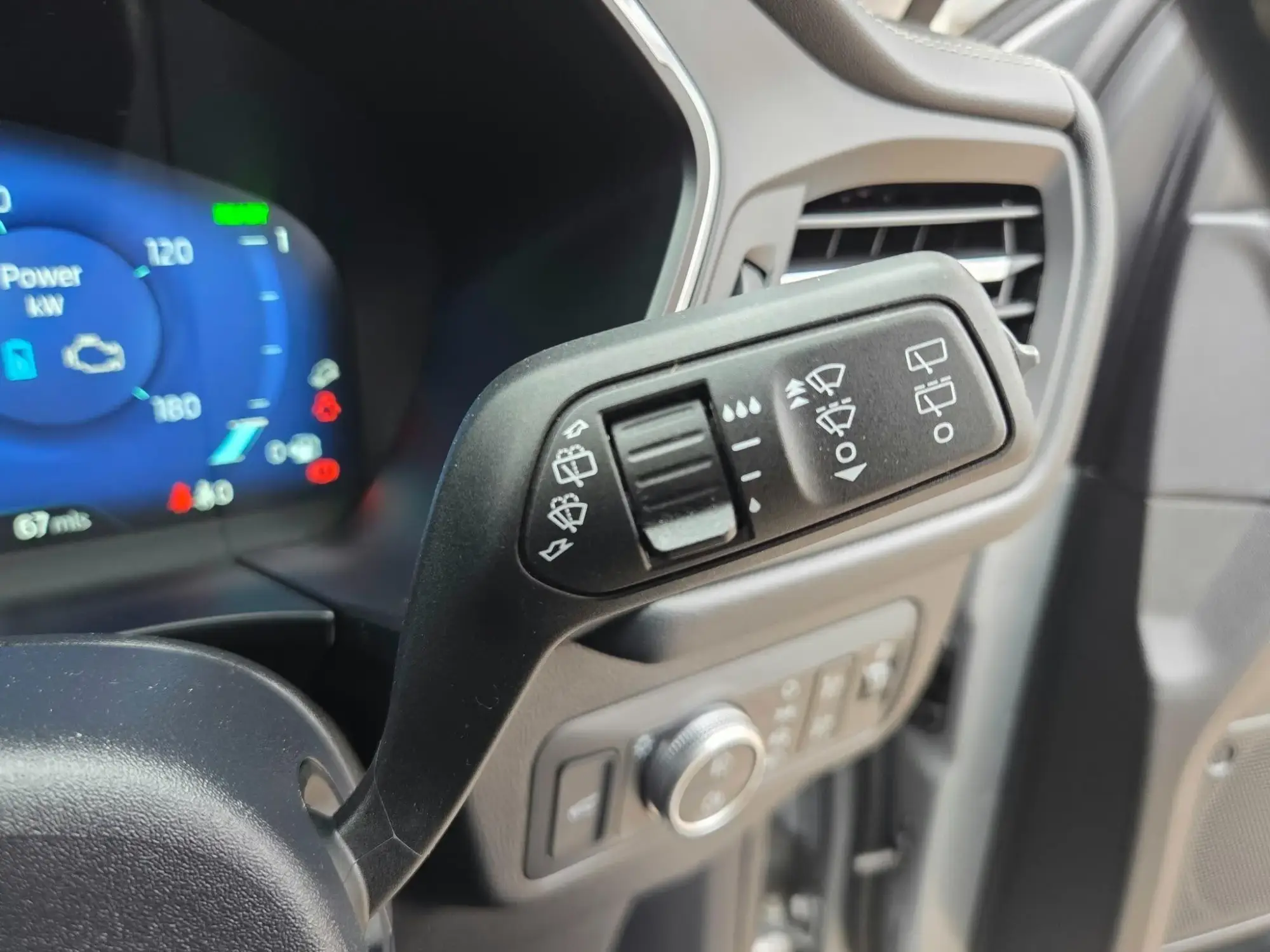 Ford Kuga Hybrid Image 26 Ford Kuga Hybrid Image 26
