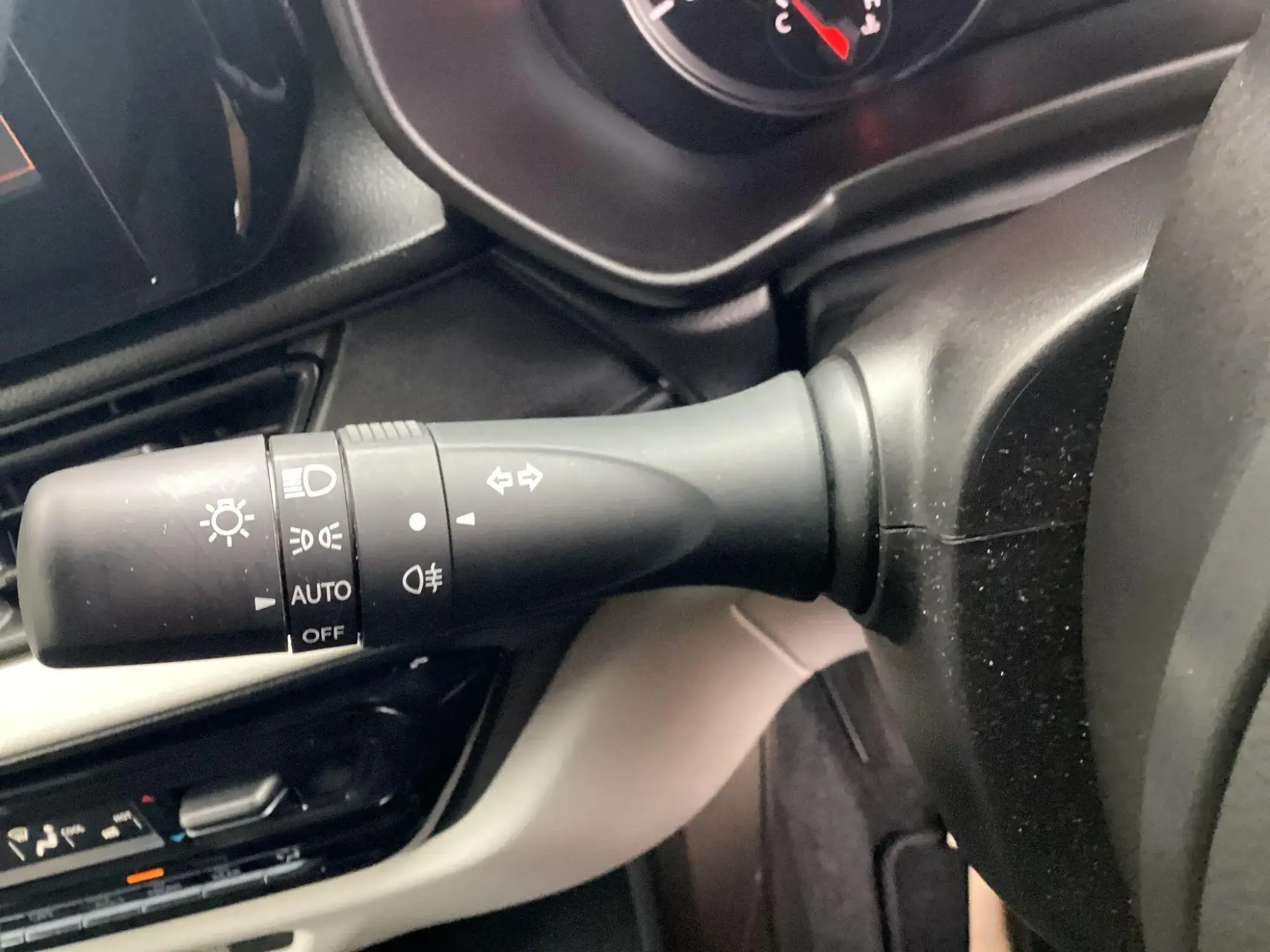 Suzuki Swift Image 14