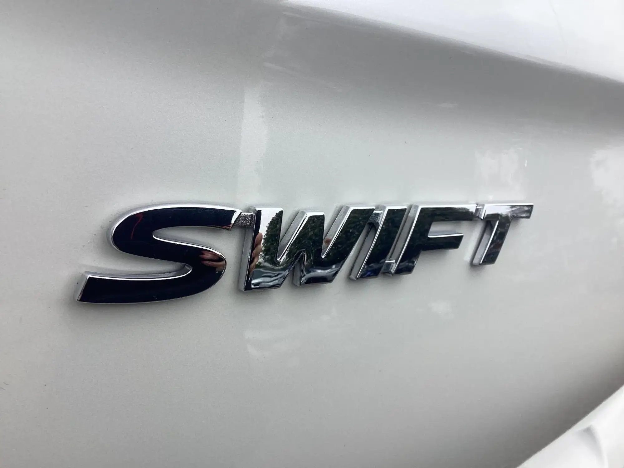 Suzuki Swift Image 40