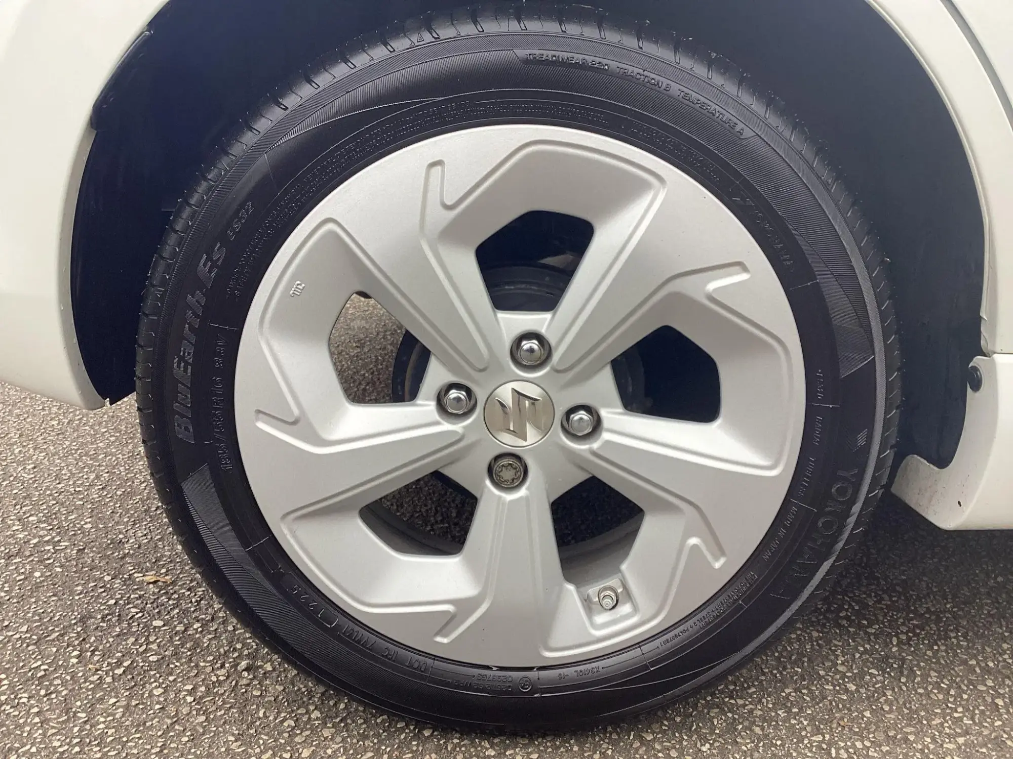 Suzuki Swift Image 42