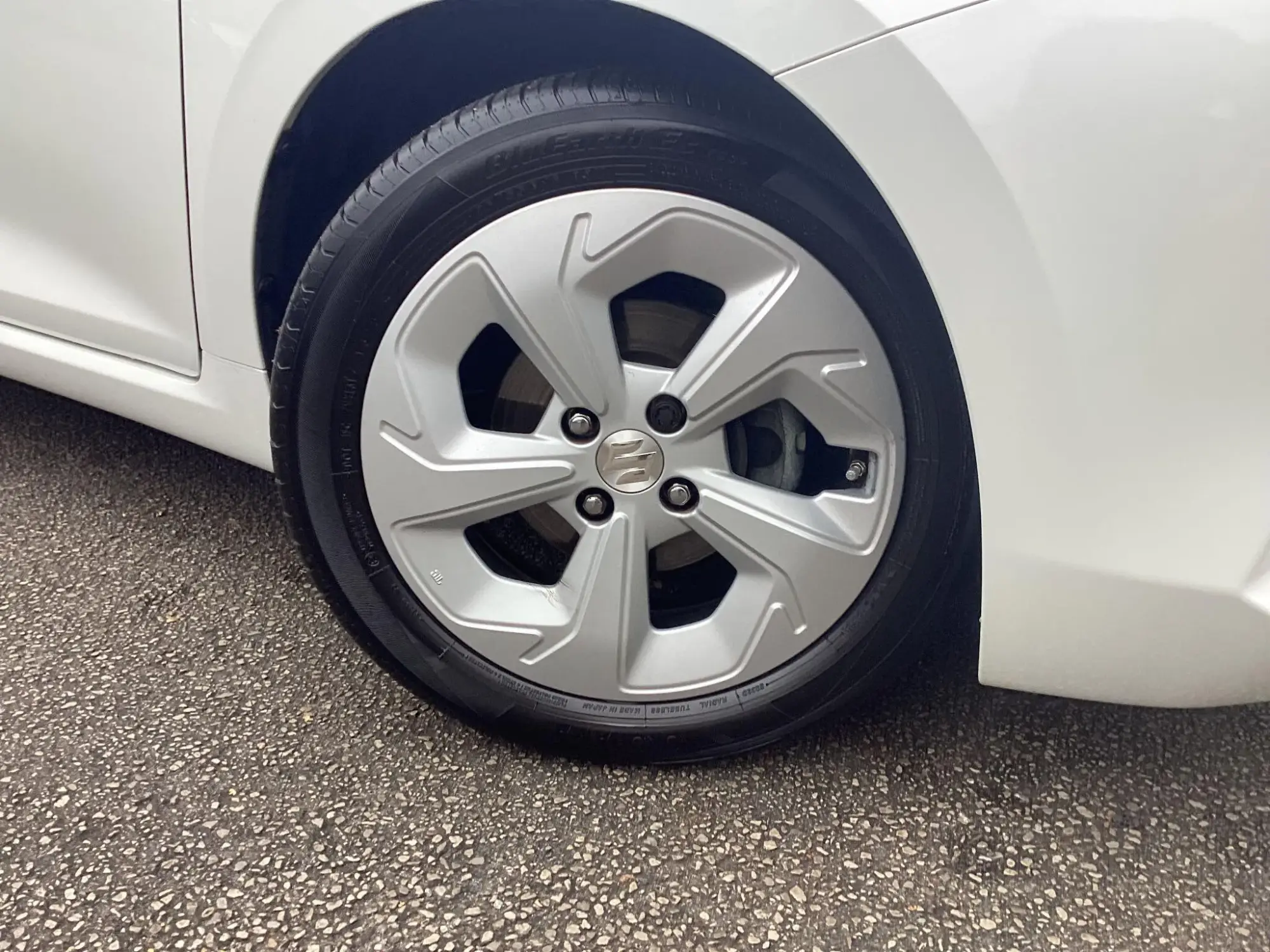 Suzuki Swift Image 43