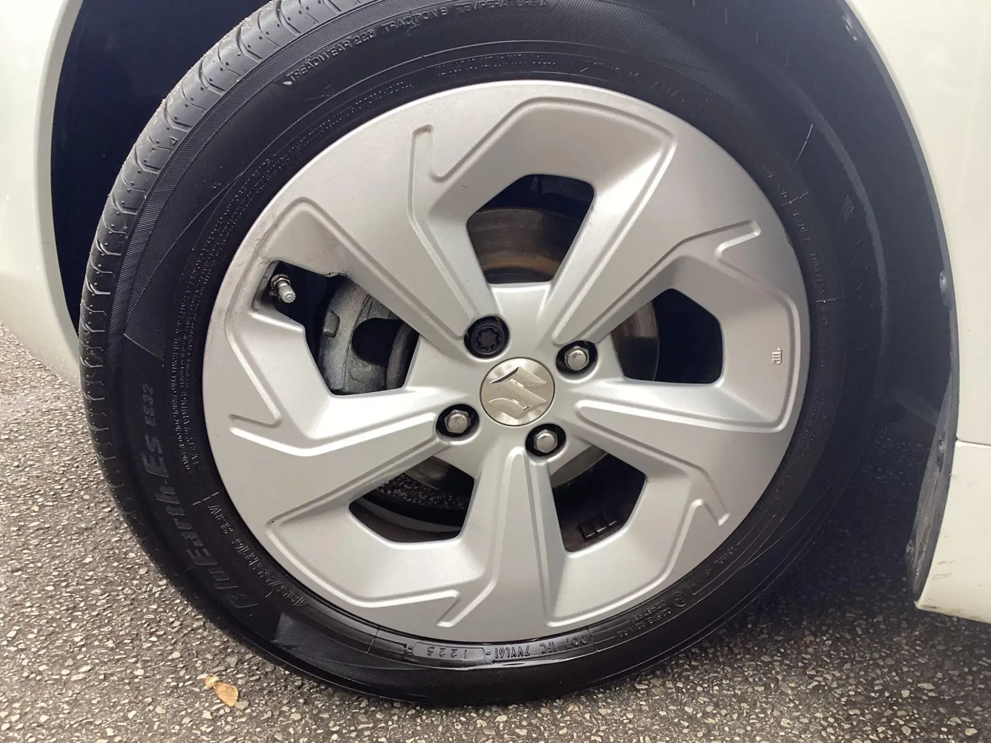 Suzuki Swift Image 44