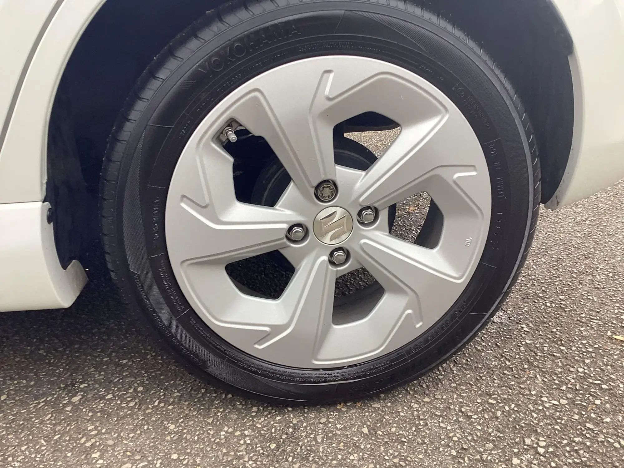 Suzuki Swift Image 45