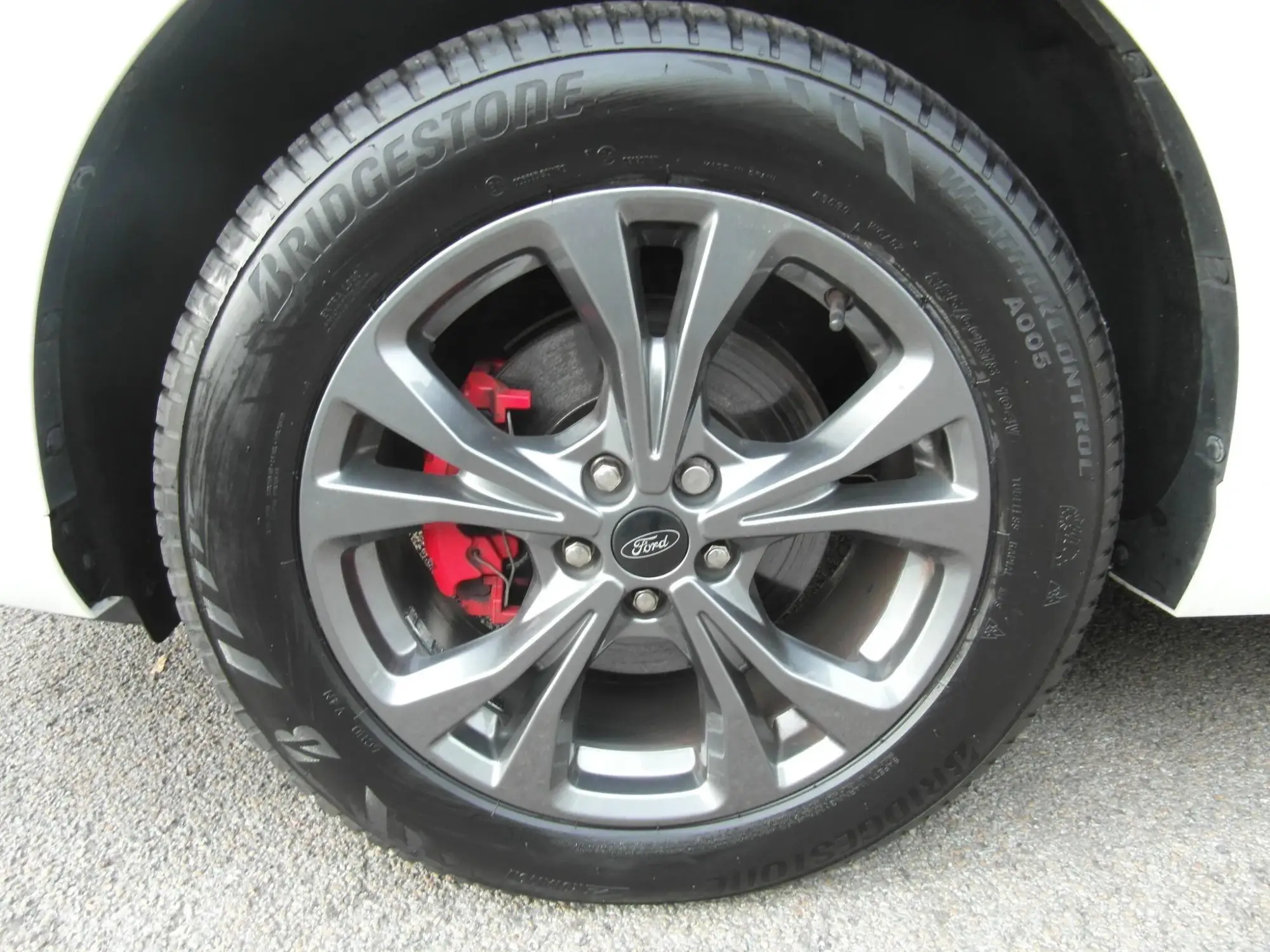 Ford Kuga Plug-In Hybrid Image 9 Ford Kuga Plug-In Hybrid Image 9