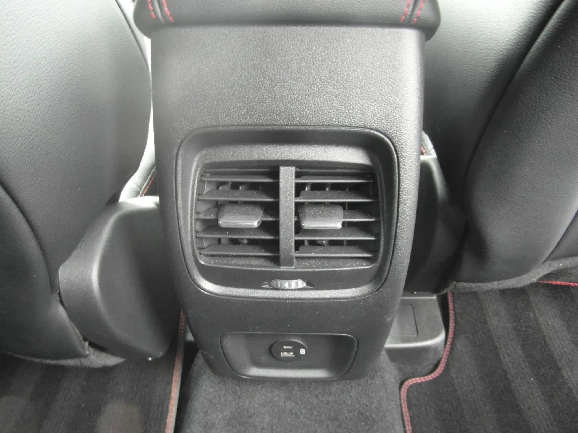 Ford Kuga Plug-In Hybrid Image 25 Ford Kuga Plug-In Hybrid Image 25