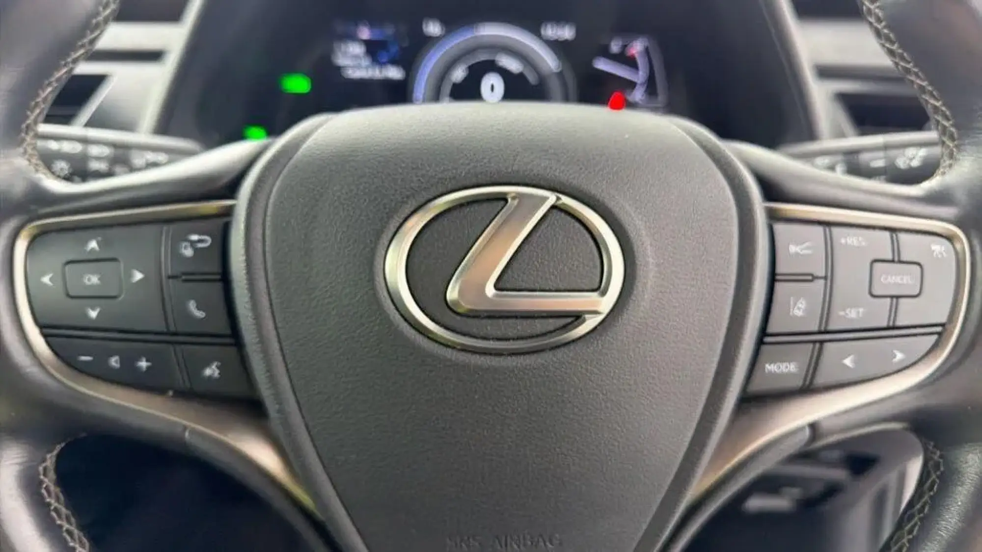 Lexus UX Self-Charging Hybrid Image 15 Lexus UX Self-Charging Hybrid Image 15