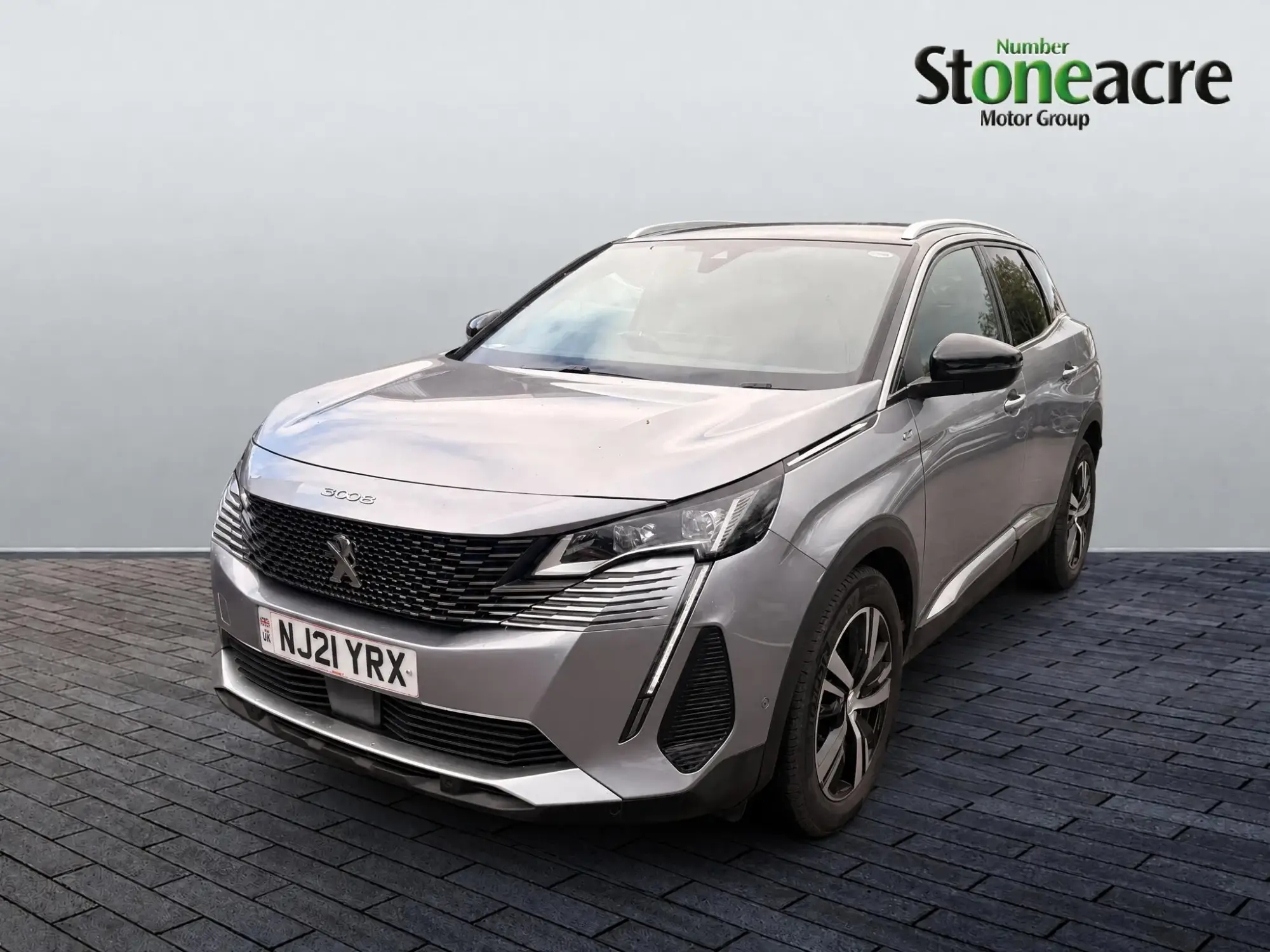 Peugeot 3008 1.5 BlueHDi GT 5dr NJ21YRX Image 3