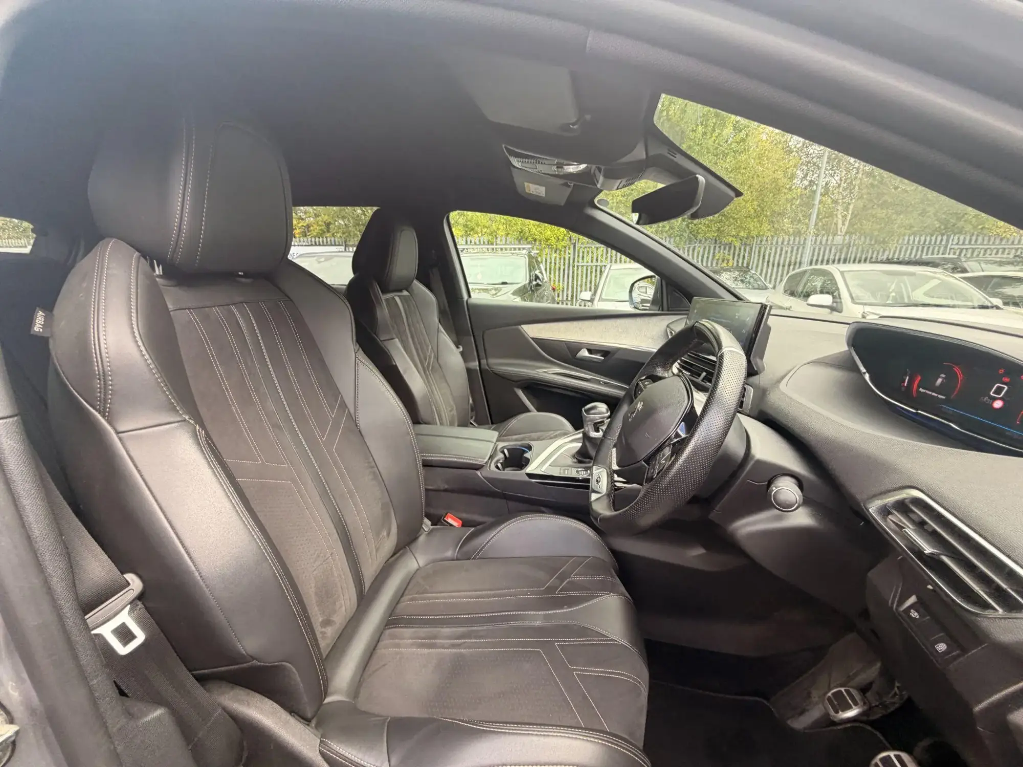 Peugeot 3008 Image 12