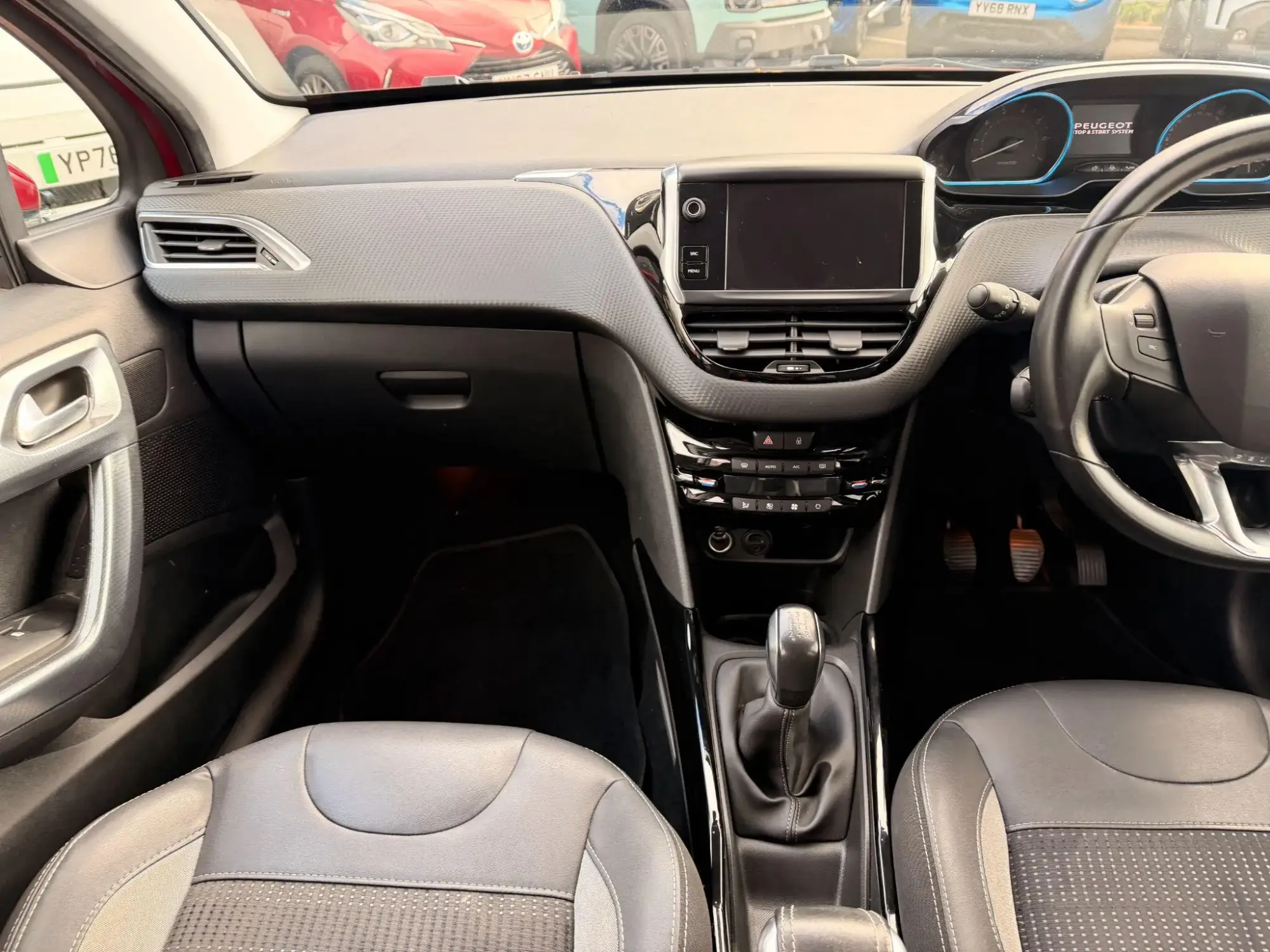 Peugeot 2008 Image 10