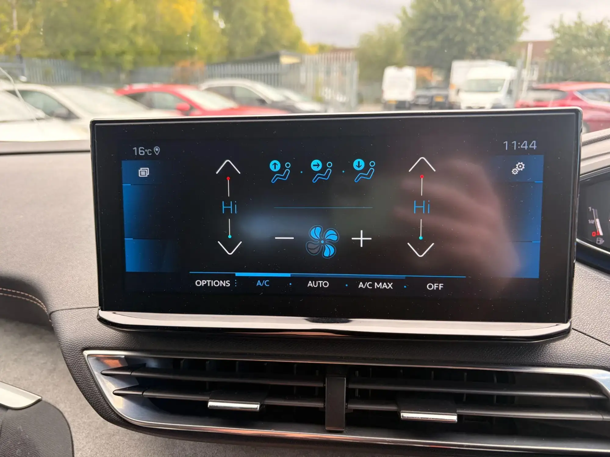 Peugeot 3008 Image 33