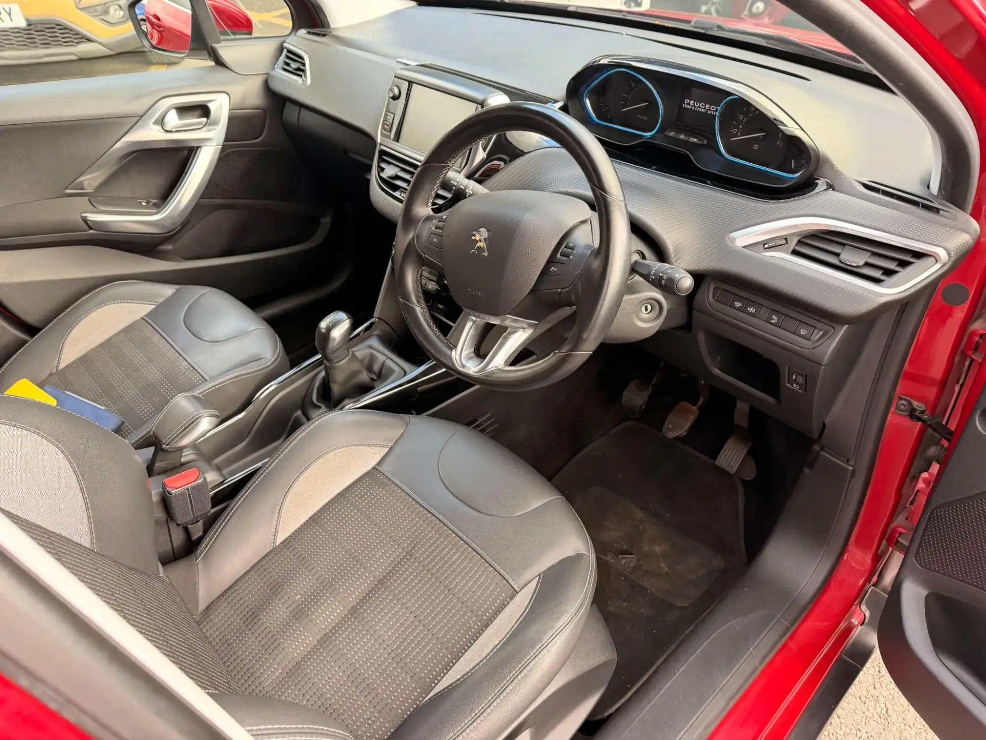 Peugeot 2008 Image 14