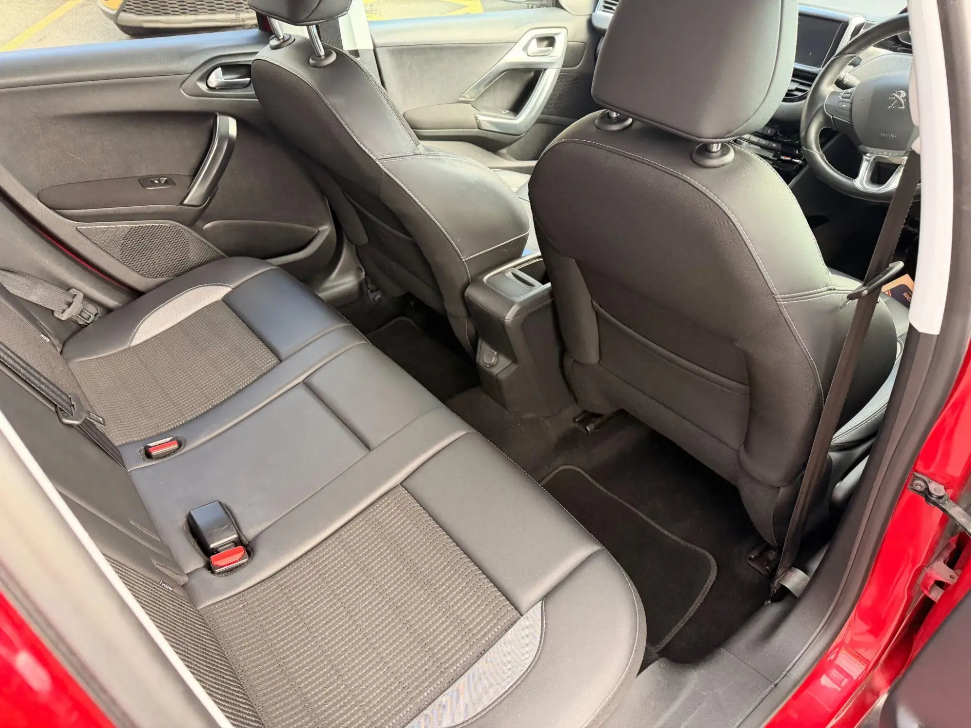 Peugeot 2008 Image 15