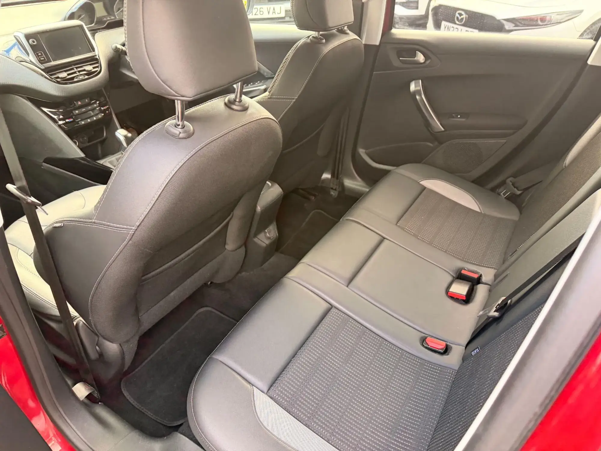 Peugeot 2008 Image 16