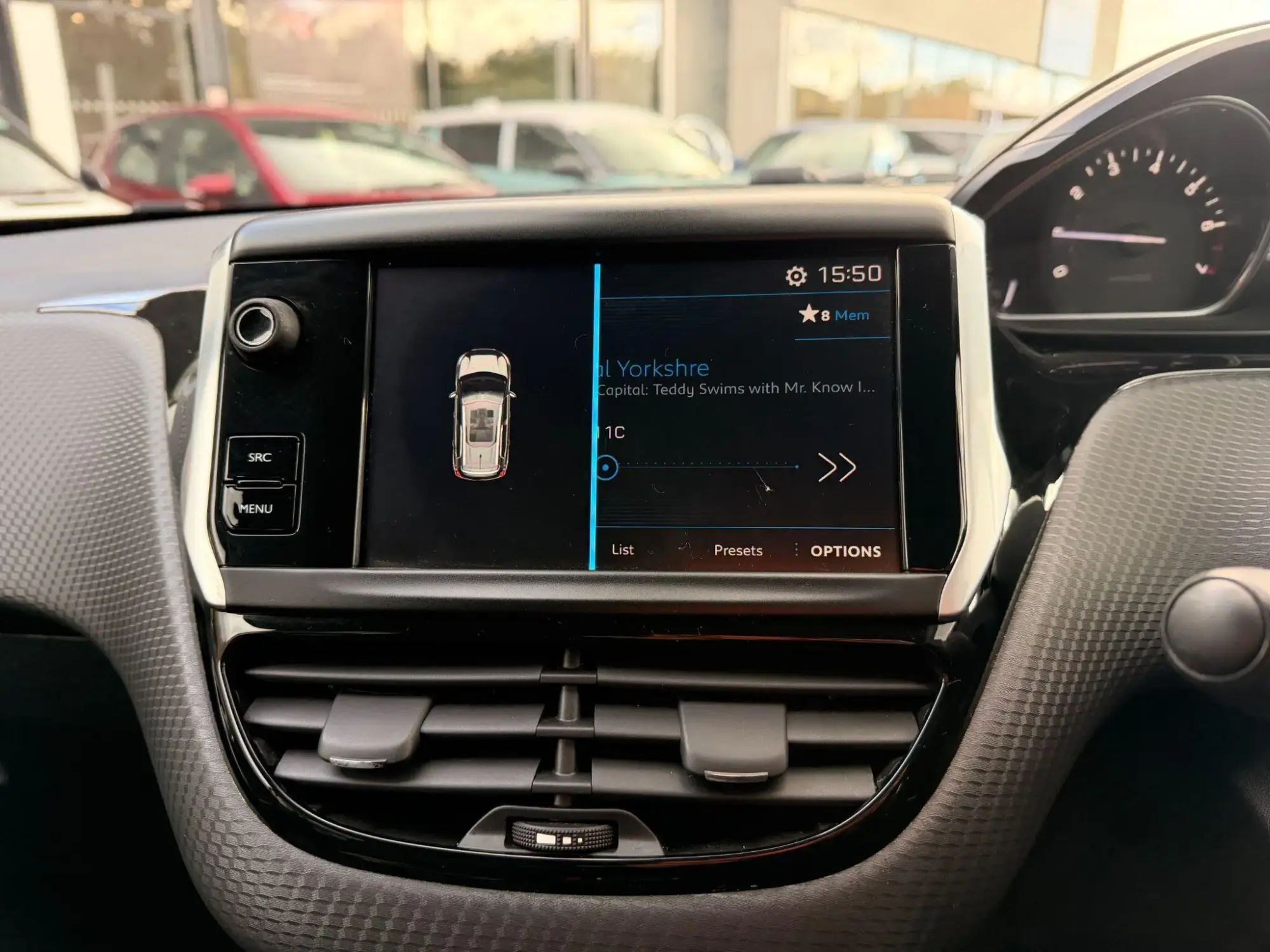 Peugeot 2008 Image 25