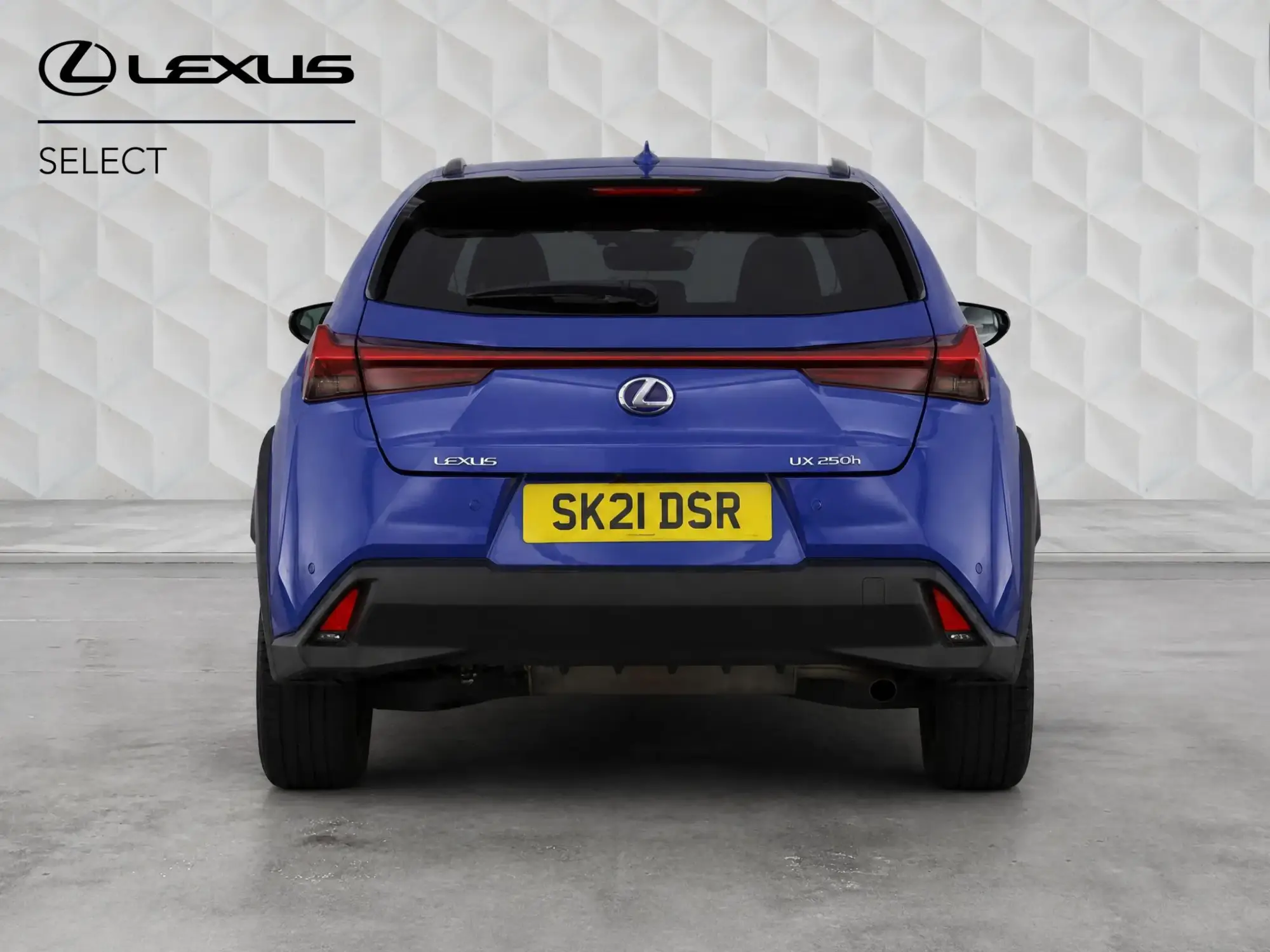 Lexus UX Self-Charging Hybrid Image 6 Lexus UX Self-Charging Hybrid Image 6