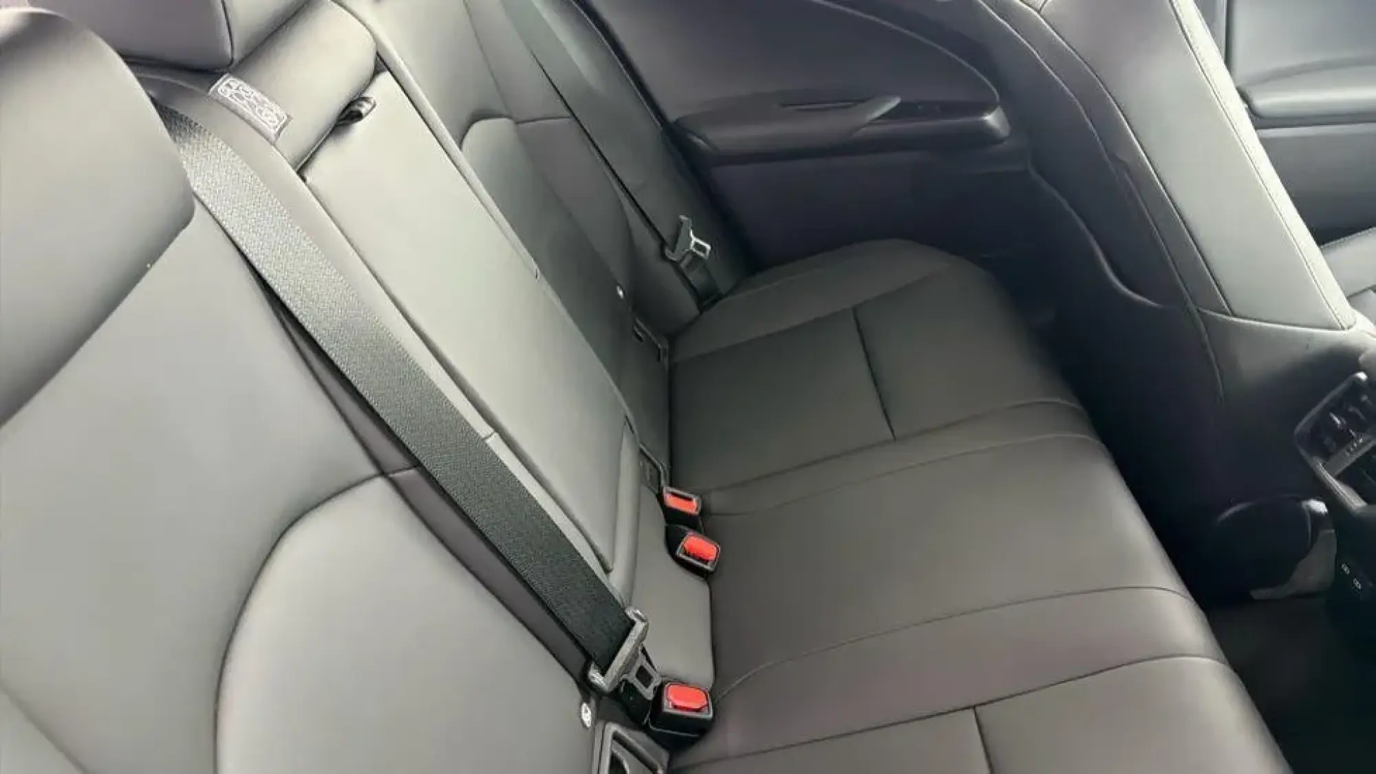 Lexus UX Self-Charging Hybrid Image 12 Lexus UX Self-Charging Hybrid Image 12