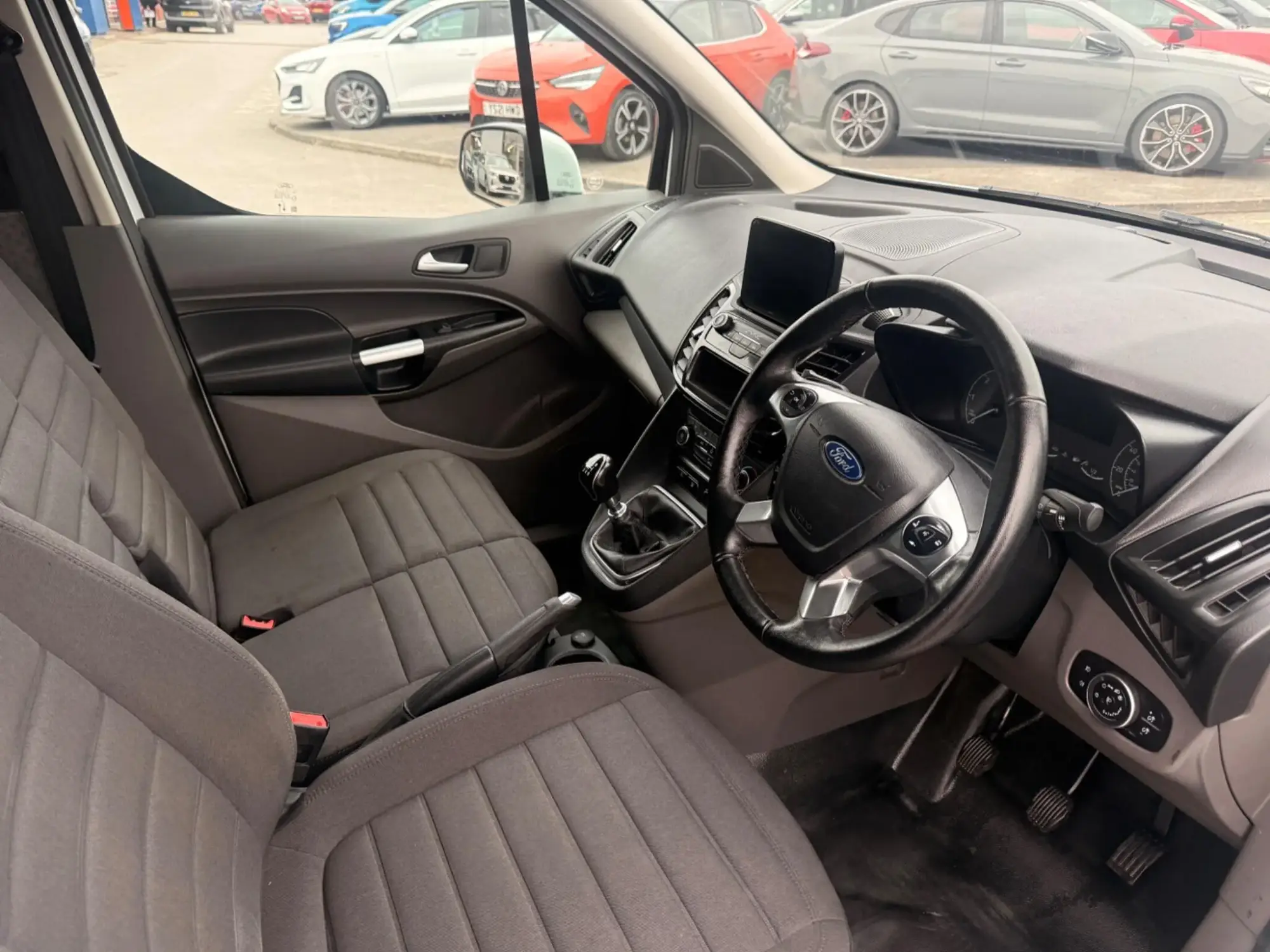 Ford Transit Connect Image 10