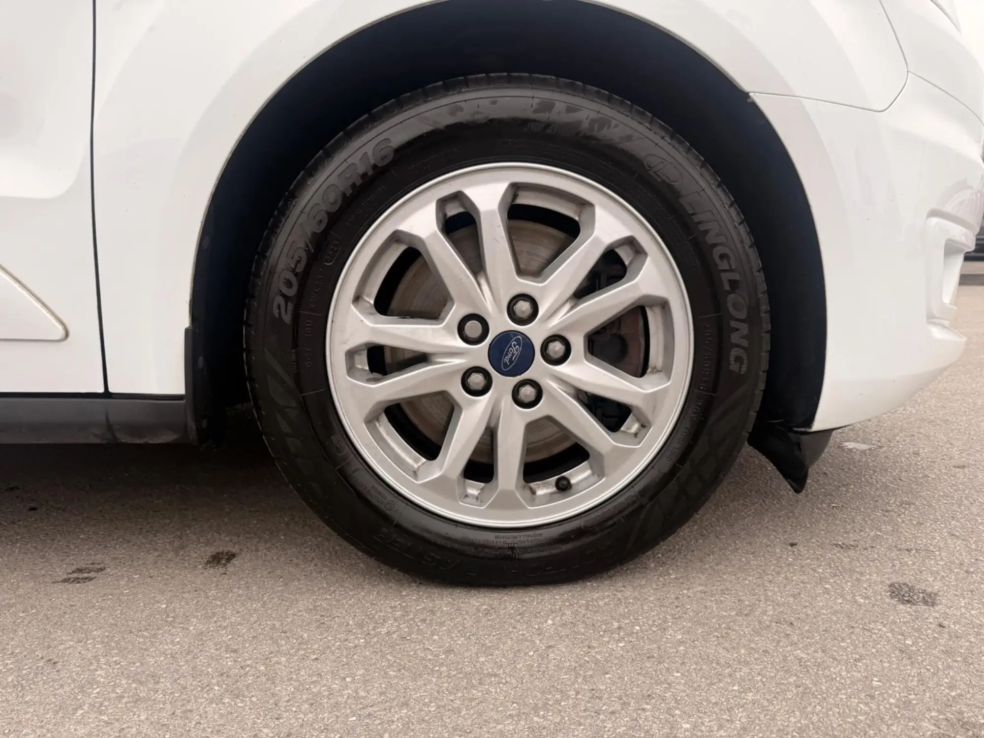 Ford Transit Connect Image 22