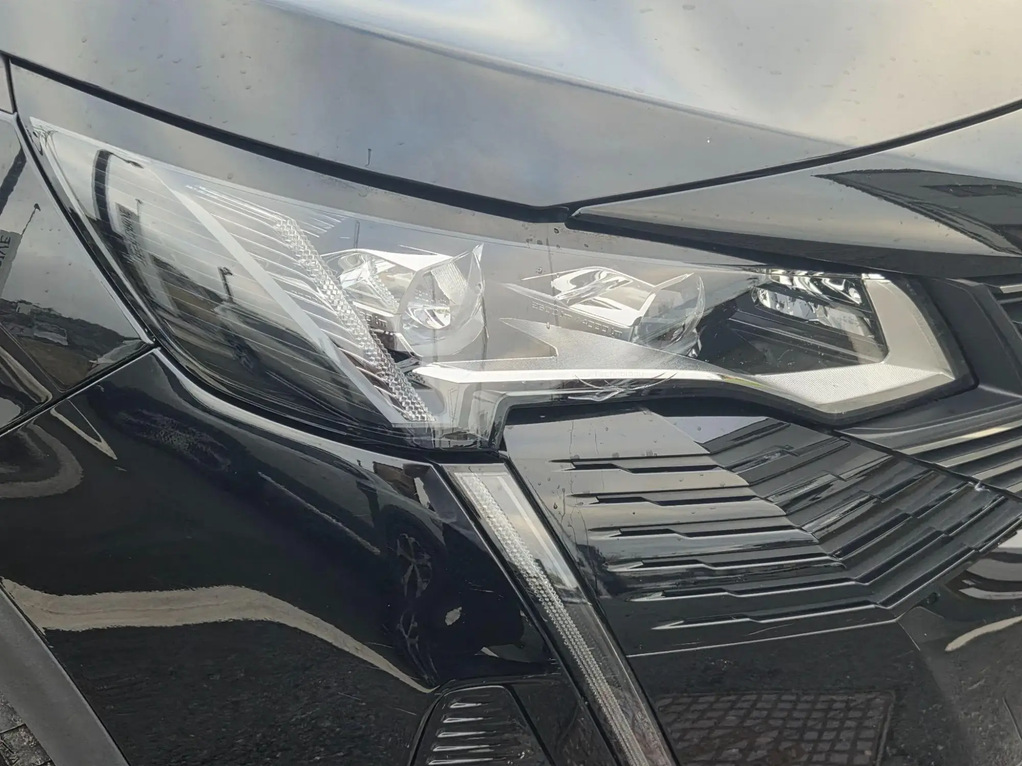 Peugeot 5008 Image 10