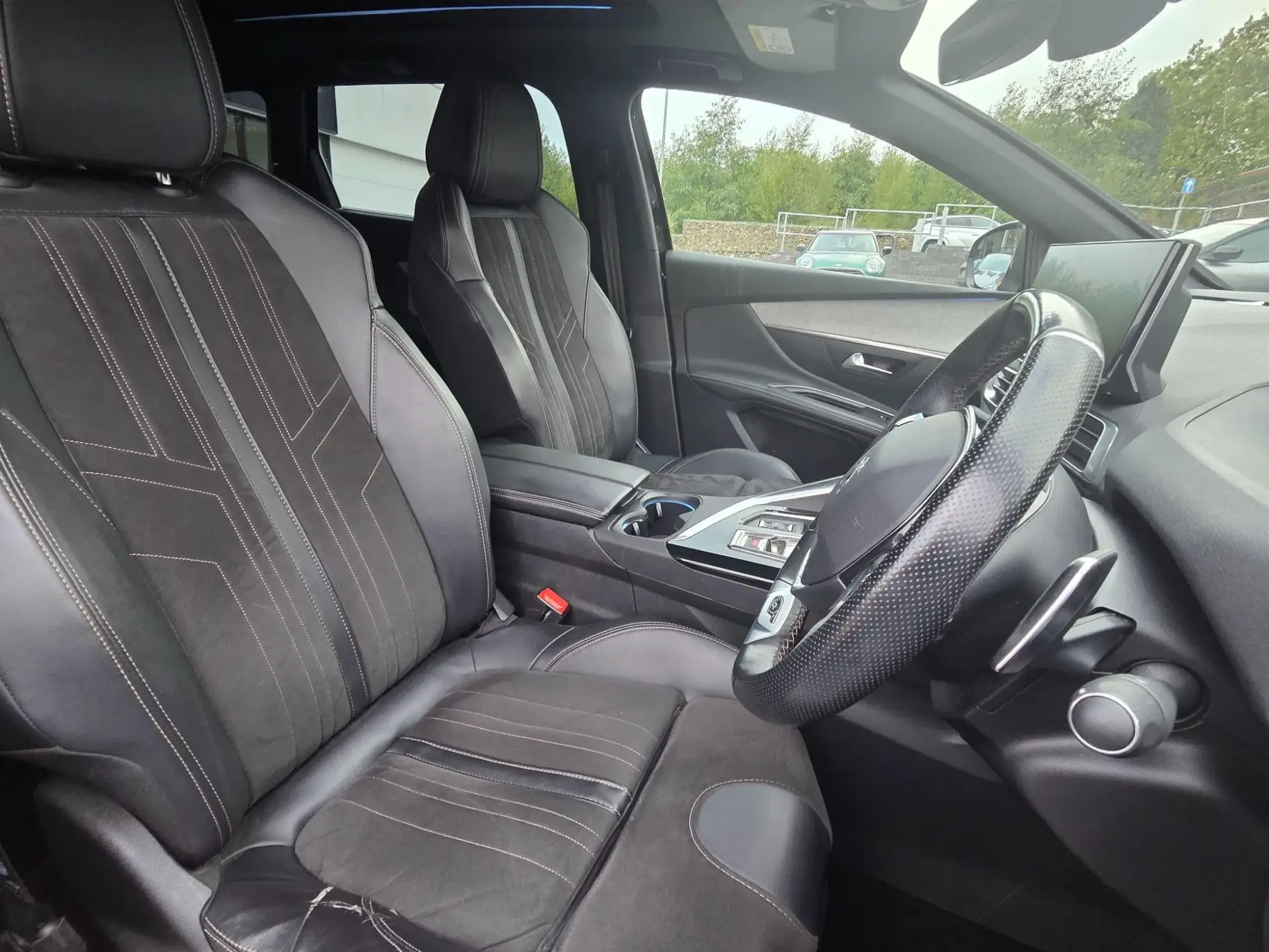 Peugeot 5008 Image 11