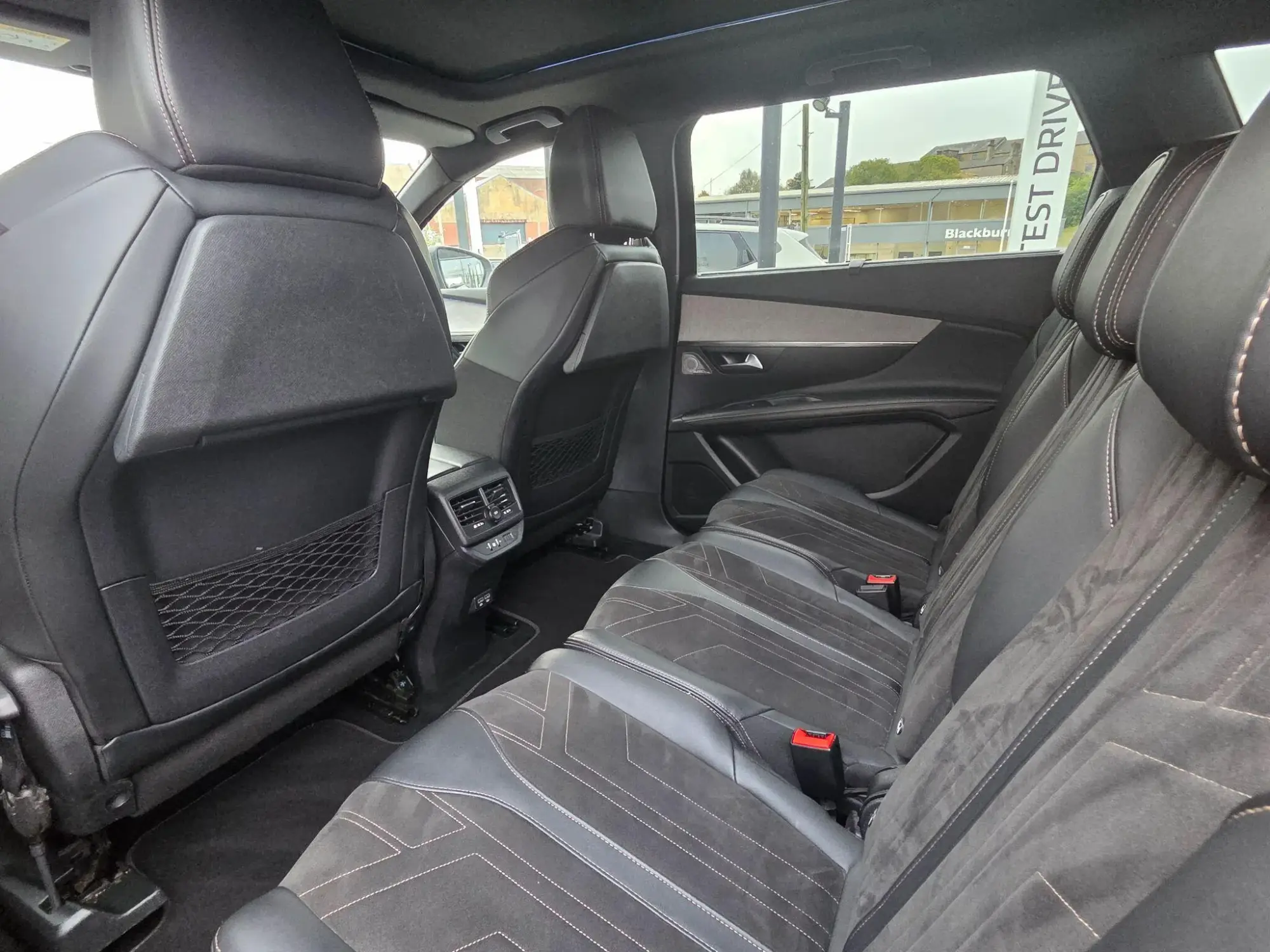 Peugeot 5008 Image 14