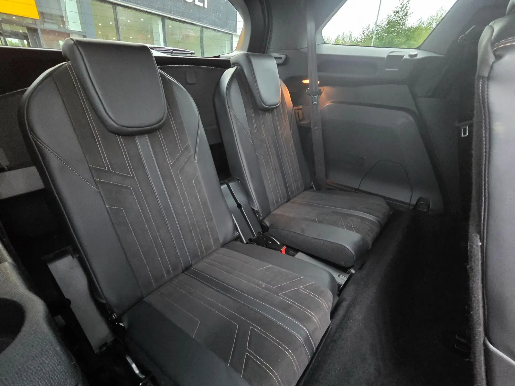 Peugeot 5008 Image 21