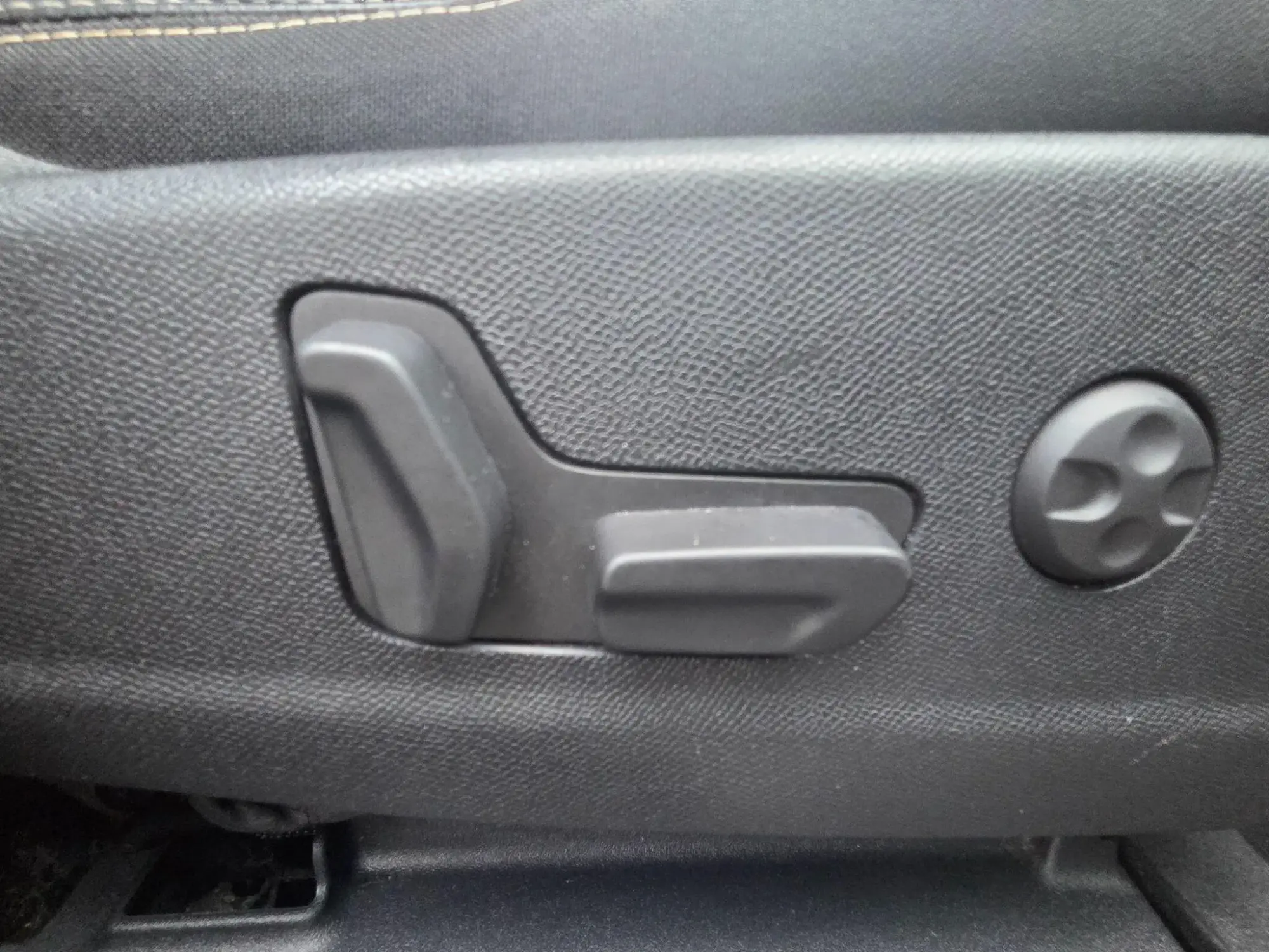 Peugeot 5008 Image 25