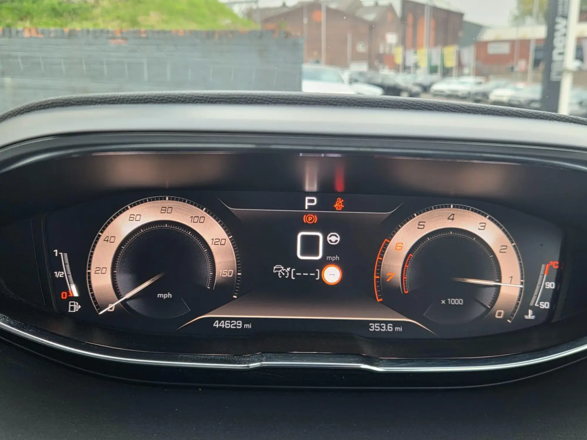 Peugeot 5008 Image 32