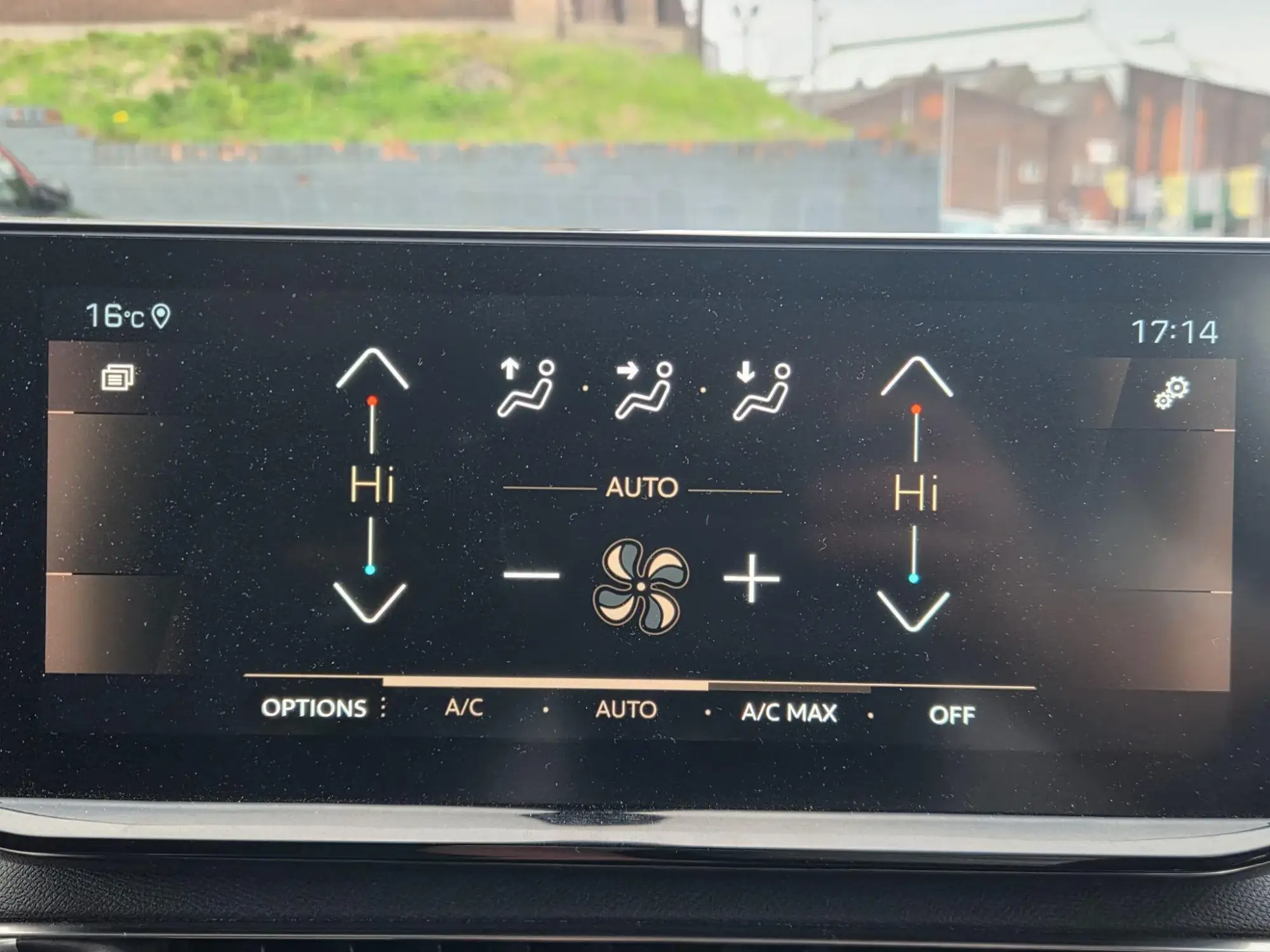 Peugeot 5008 Image 37