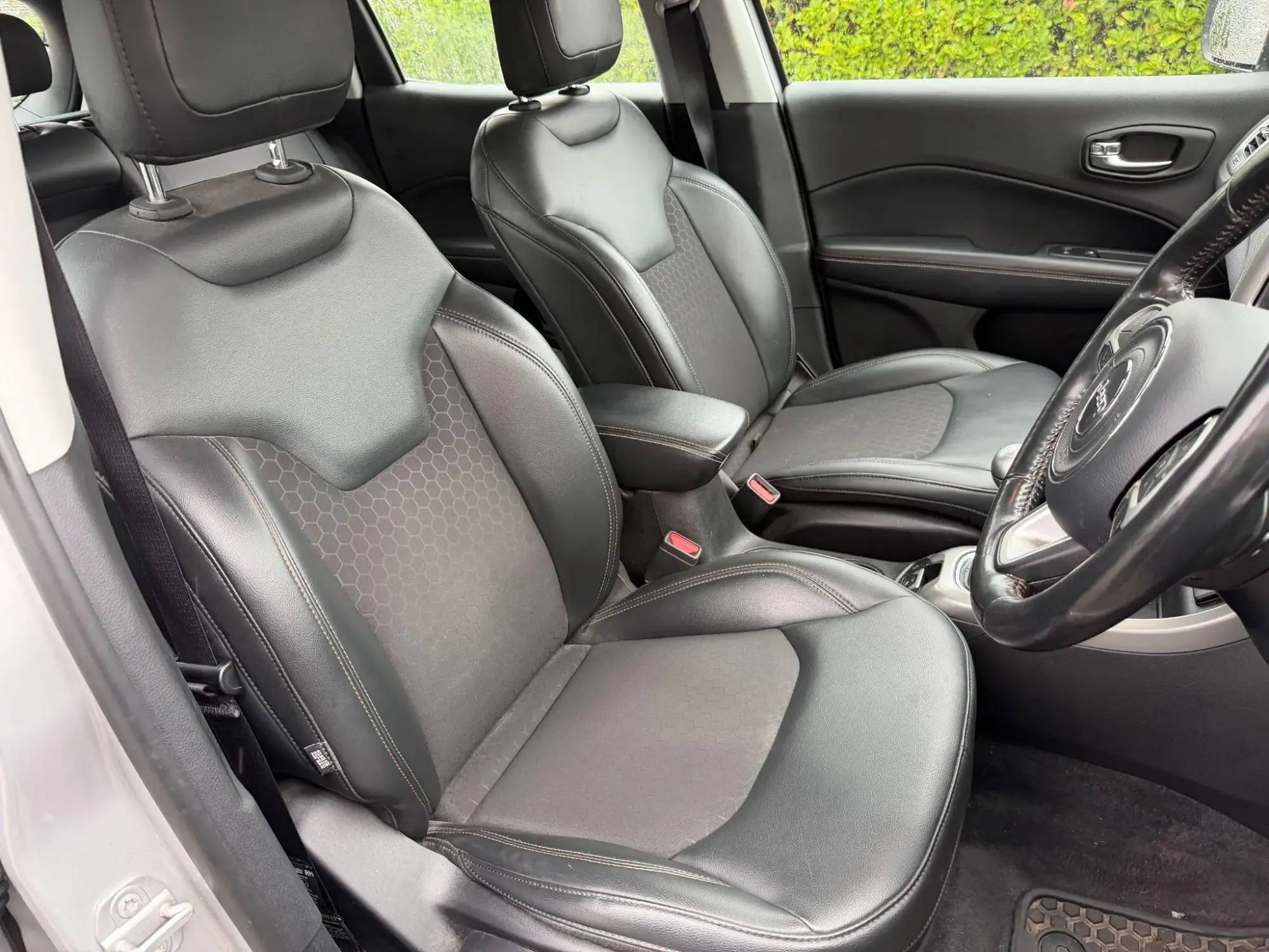 Jeep Compass Image 9