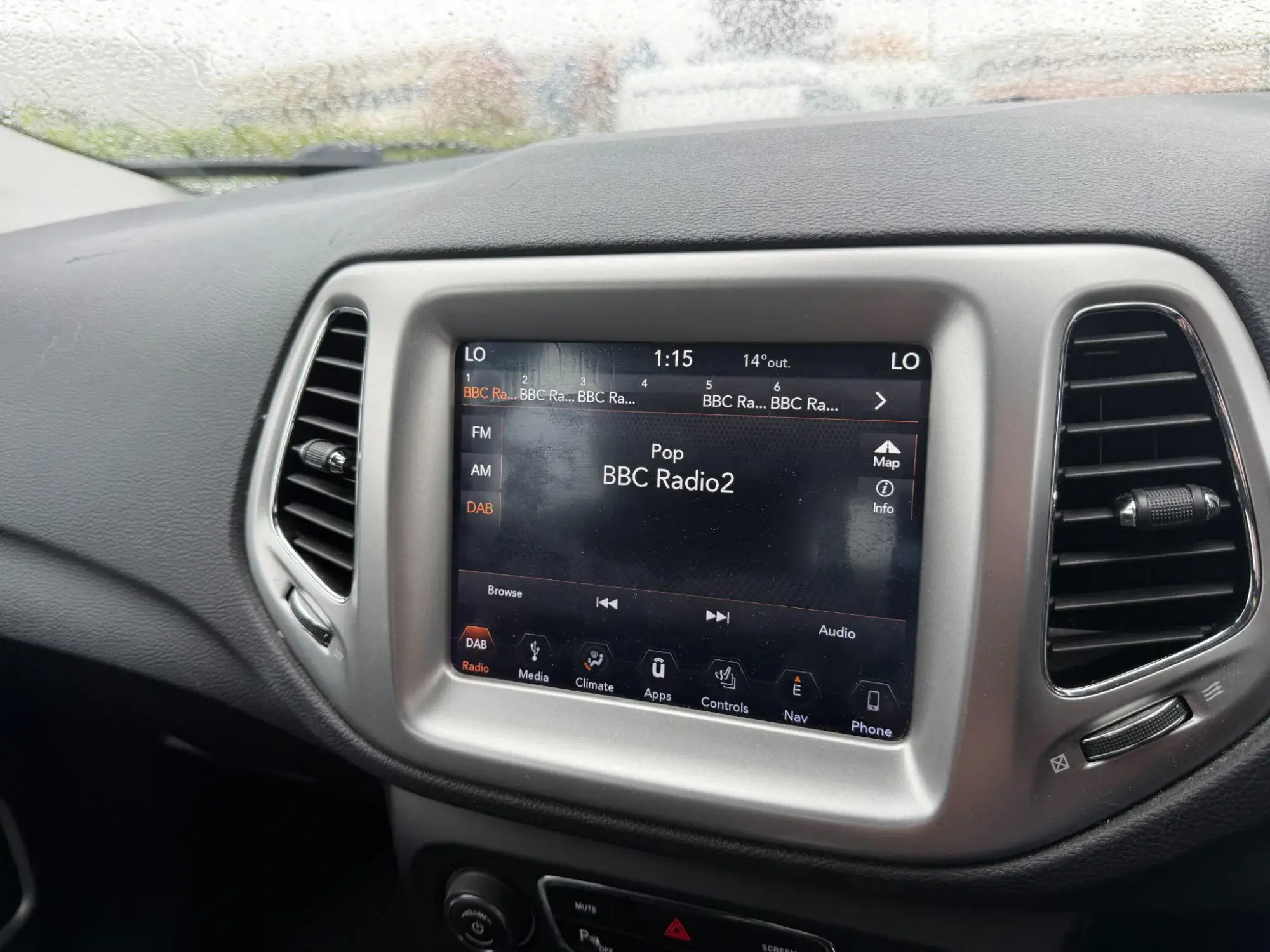 Jeep Compass Image 15