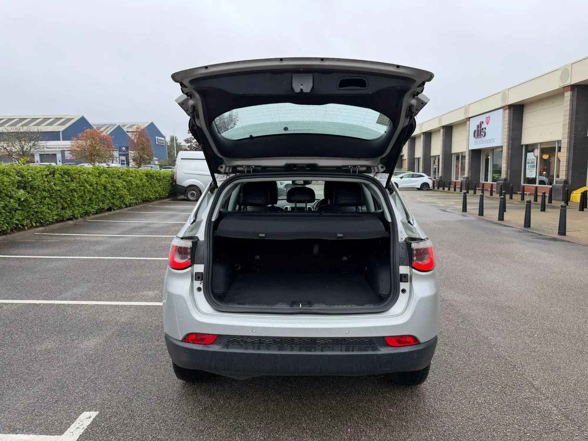 Jeep Compass Image 25