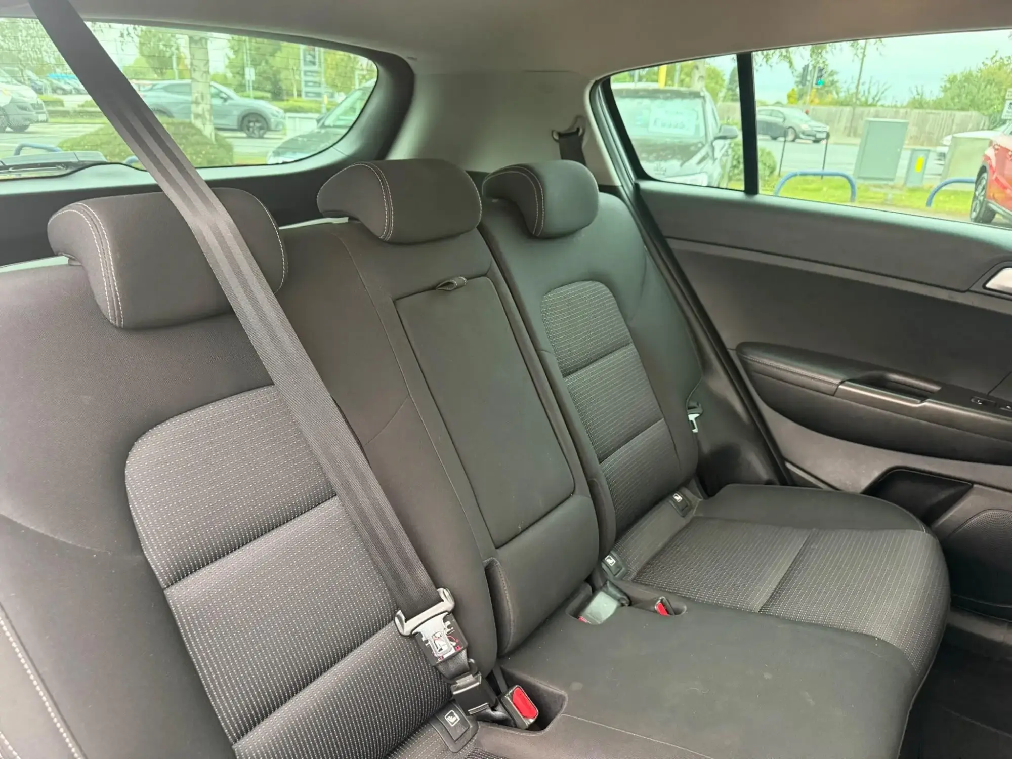 Kia Sportage Image 12