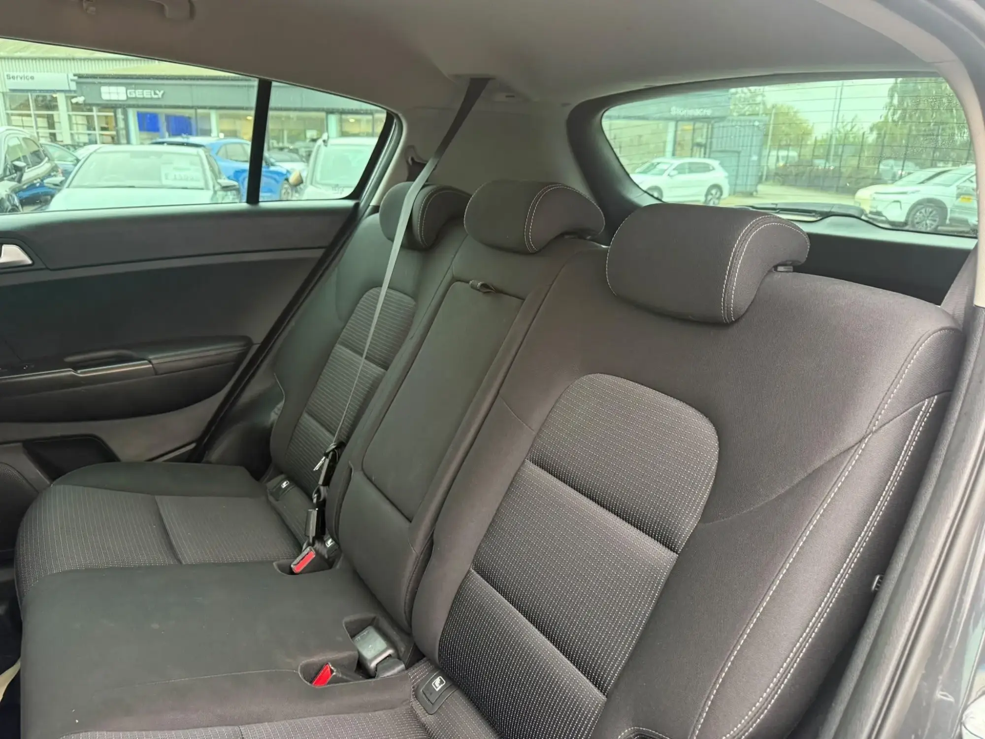 Kia Sportage Image 13
