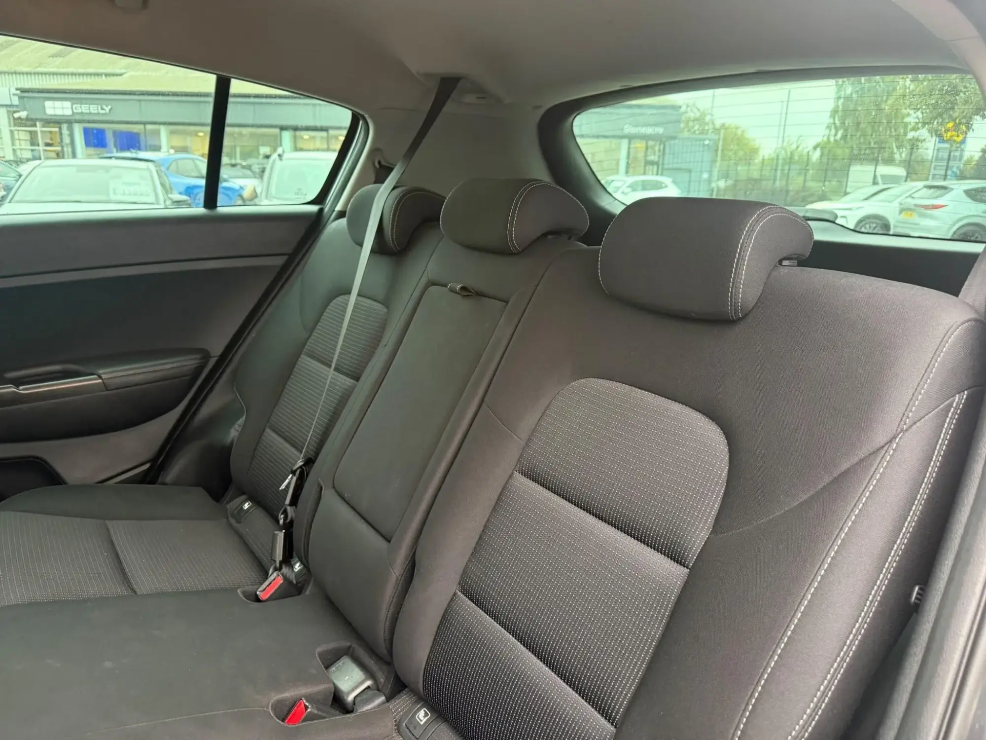Kia Sportage Image 14